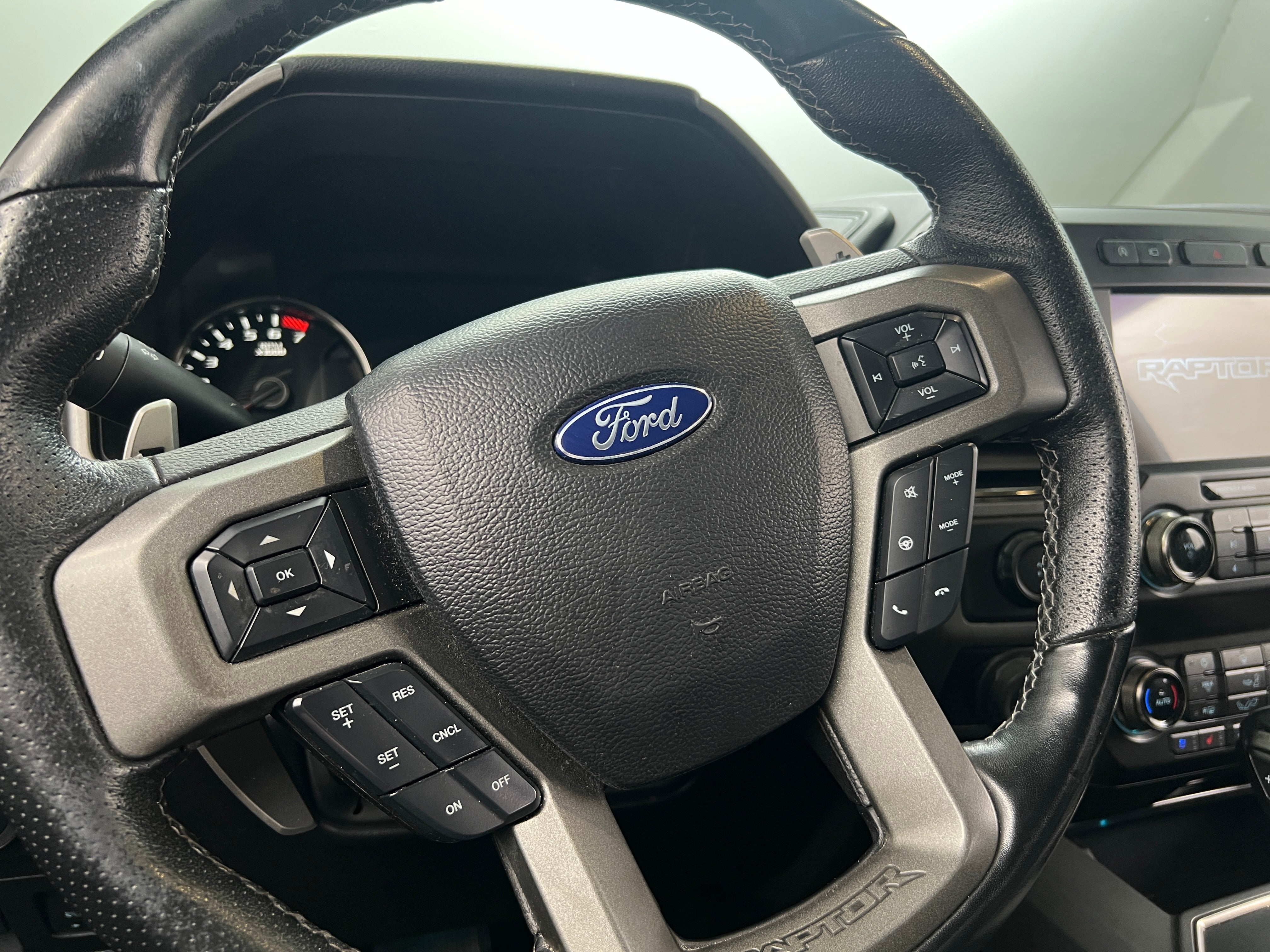 2019 Ford Econoline E-150 4