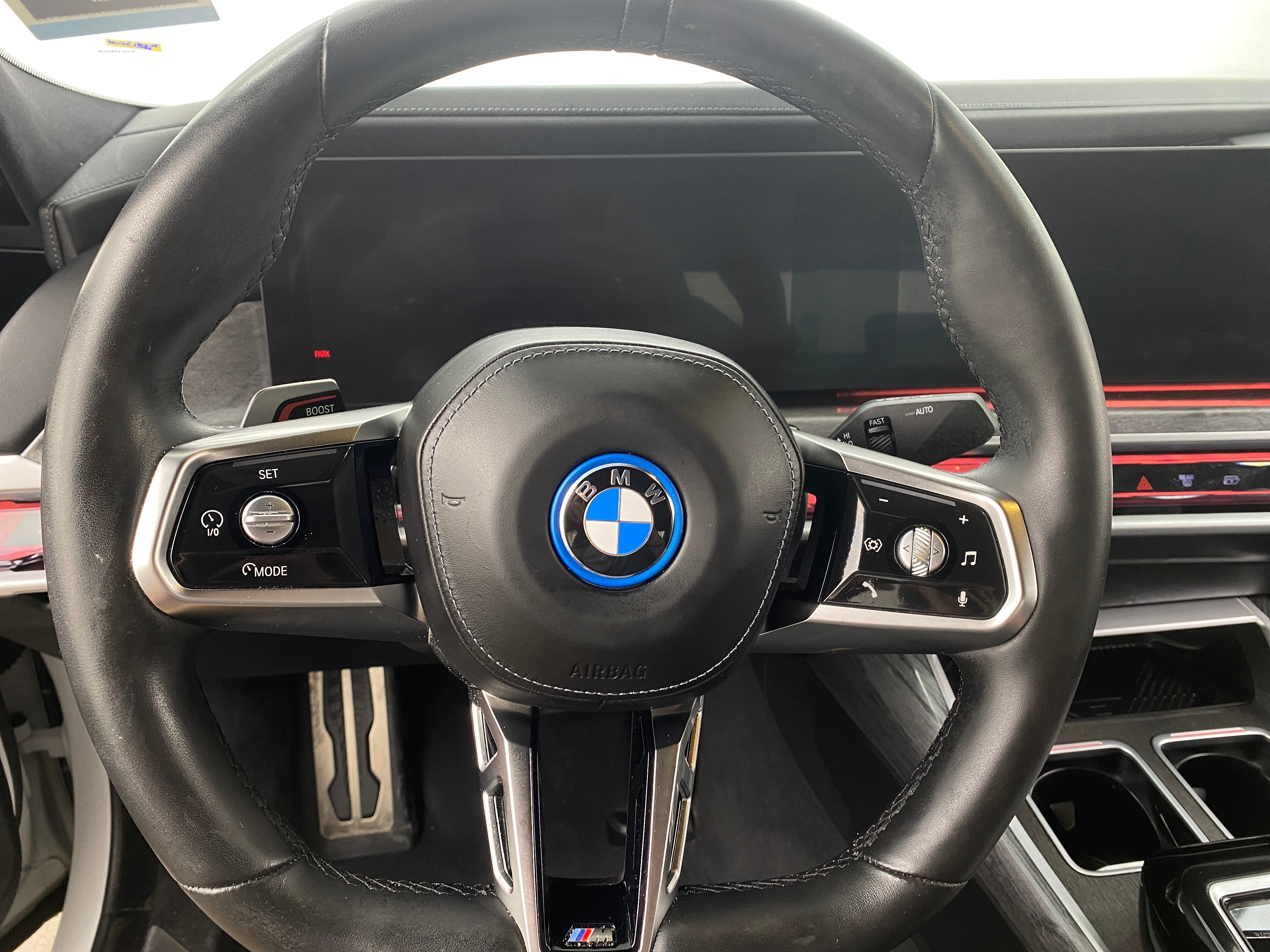 2023 BMW i7 xDrive60 4