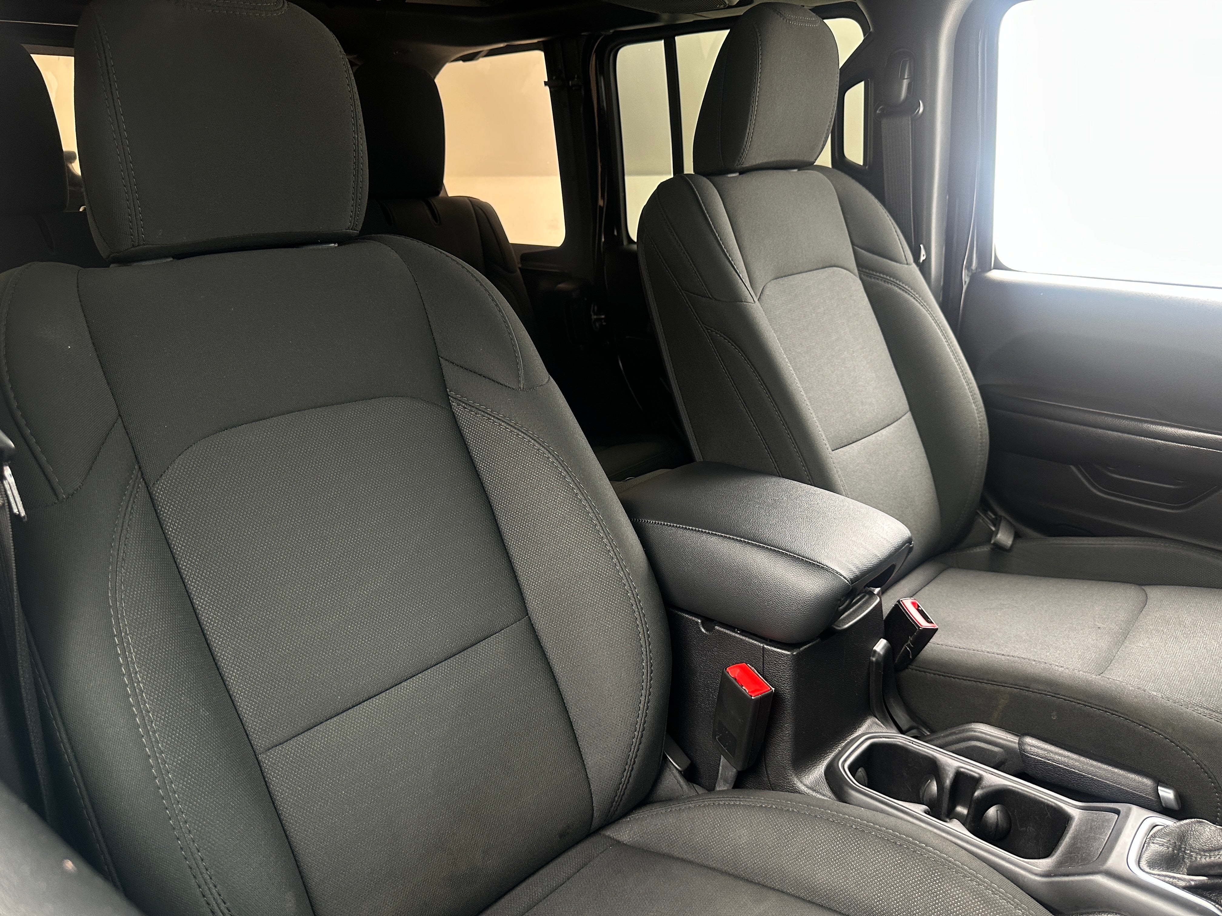 2020 Jeep Wrangler Unlimited Sport S 2