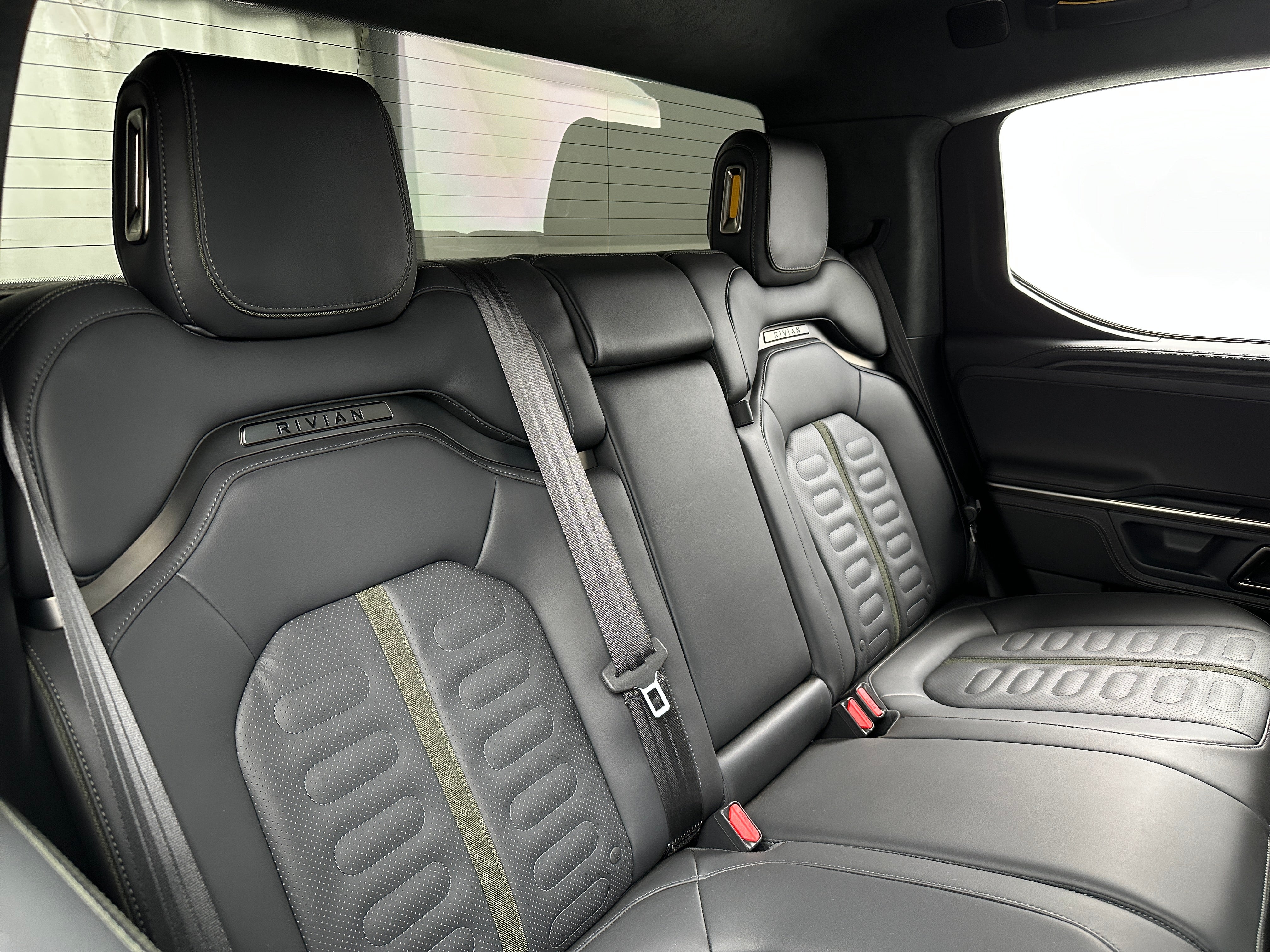 2023 Rivian R1T Adventure 5