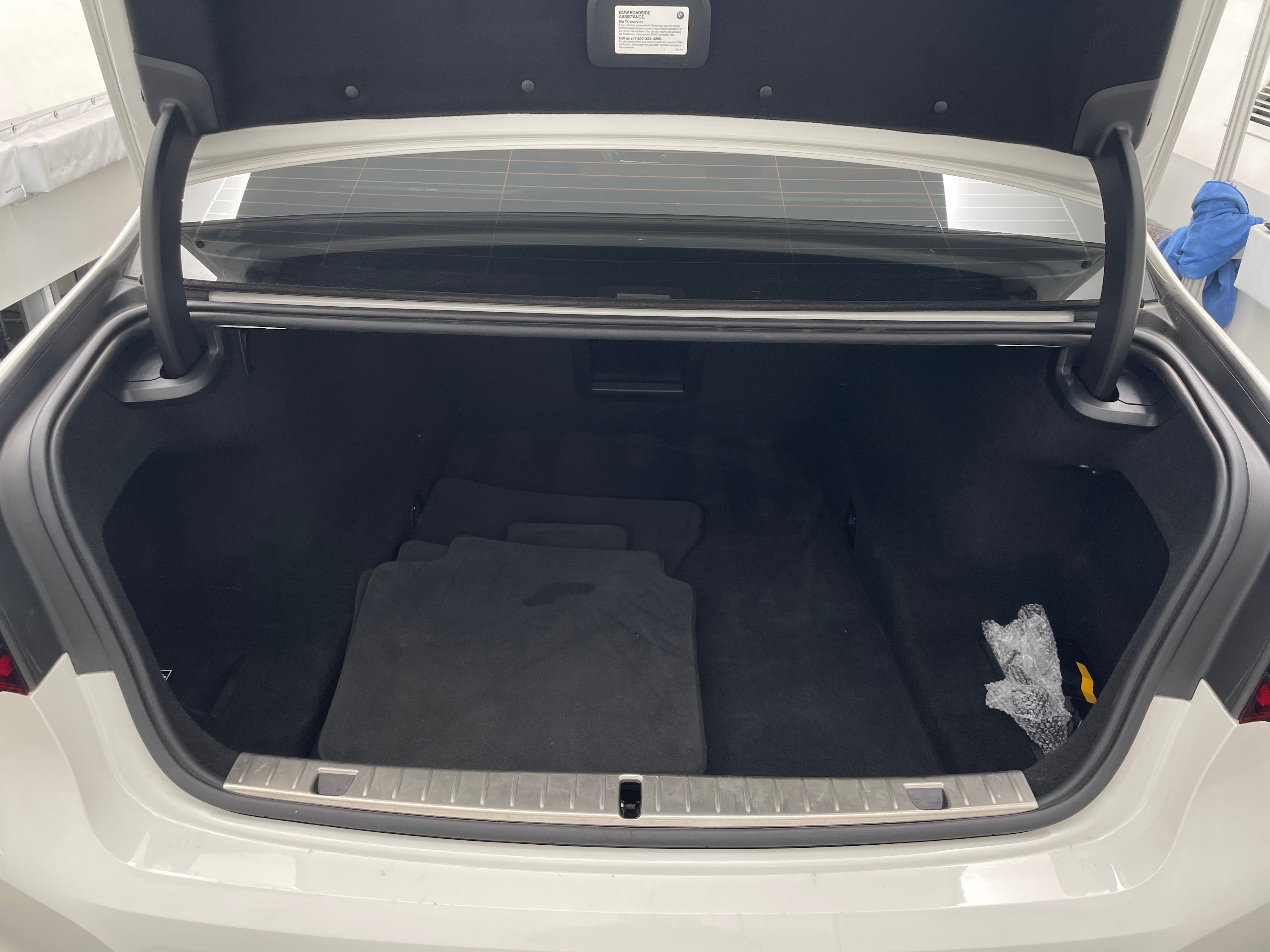 2021 BMW 7 Series 740i 6