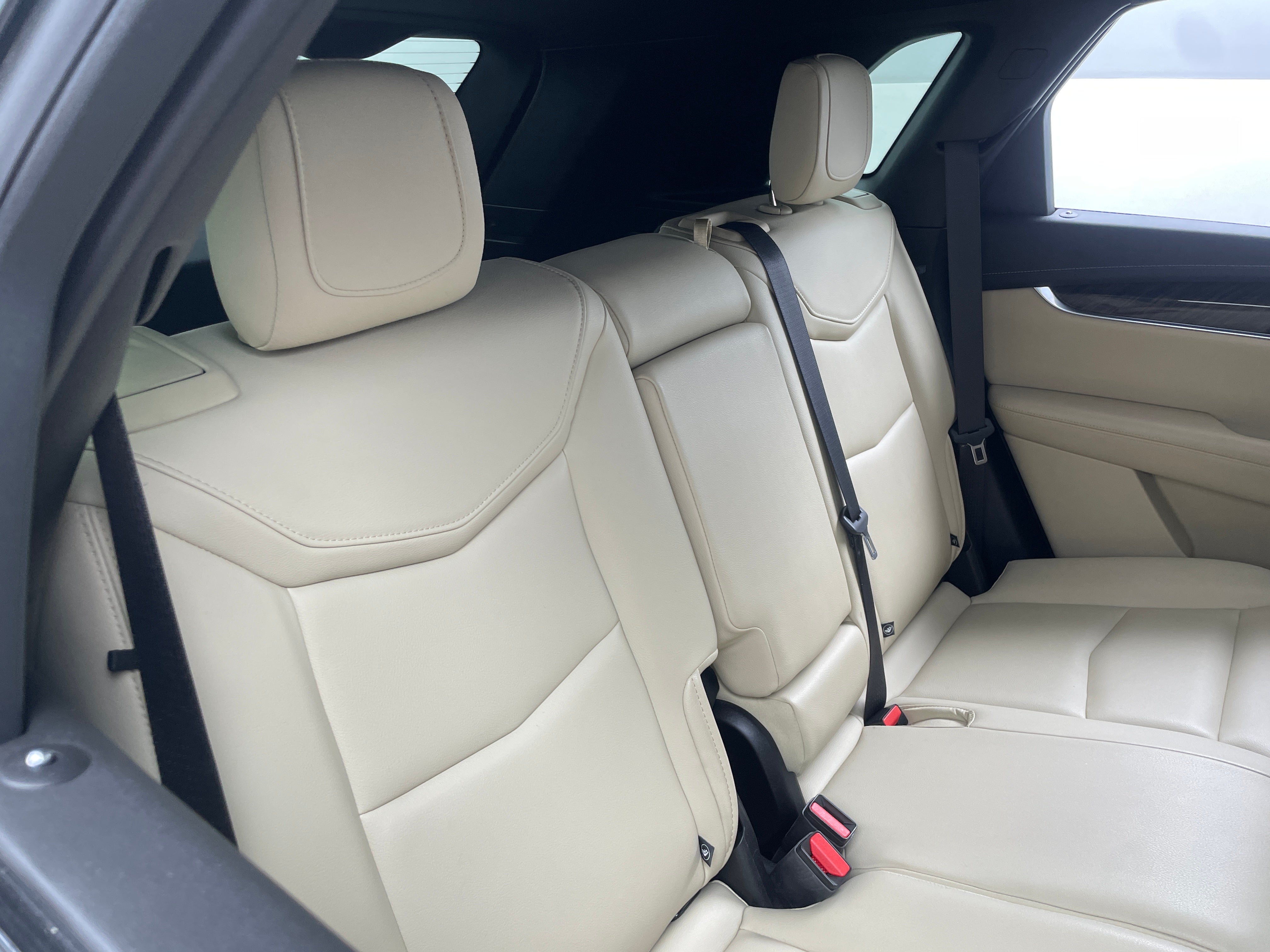 2019 Cadillac XT5 Base 5