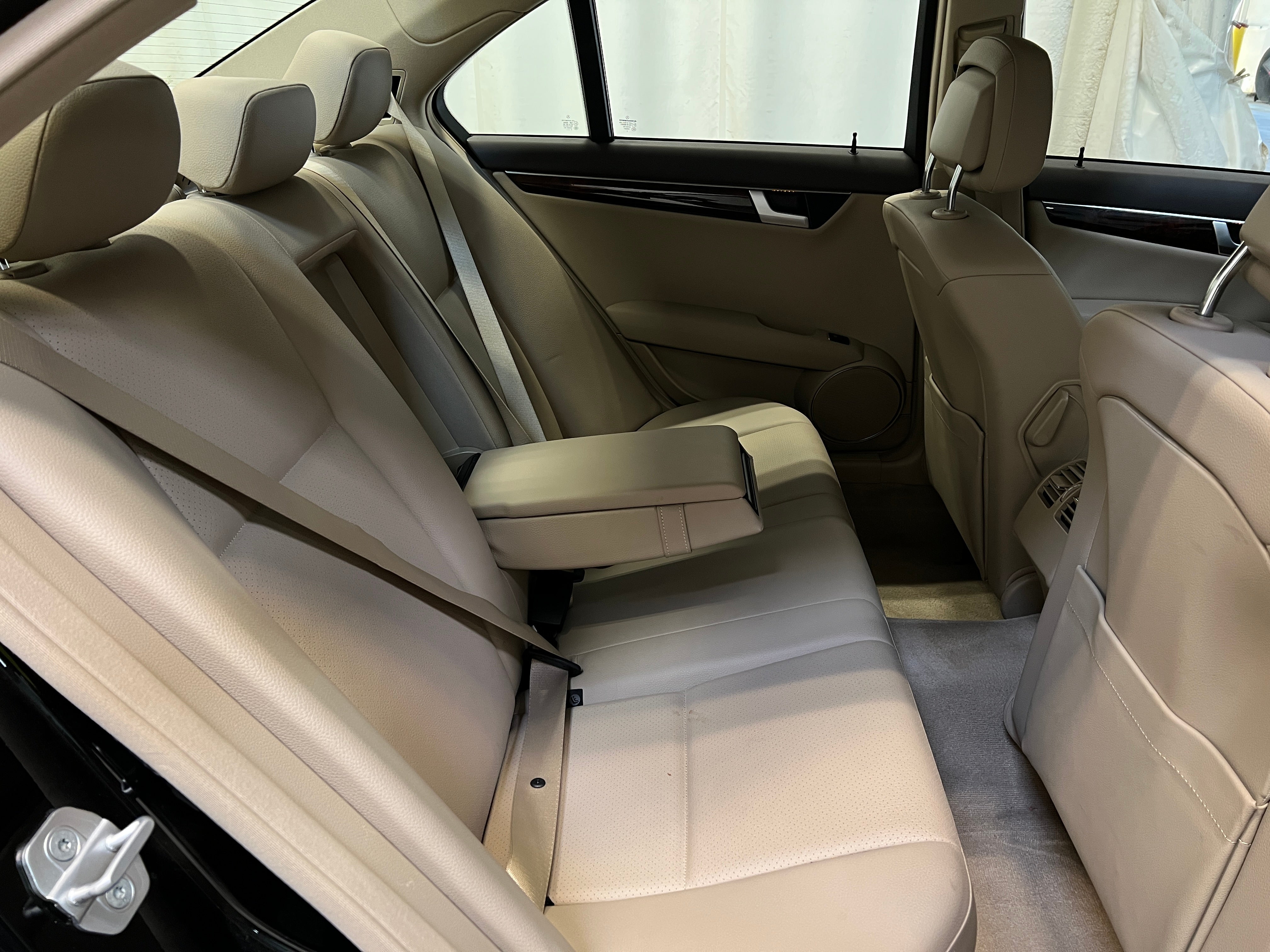 2013 Mercedes-Benz C-Class C 250 5