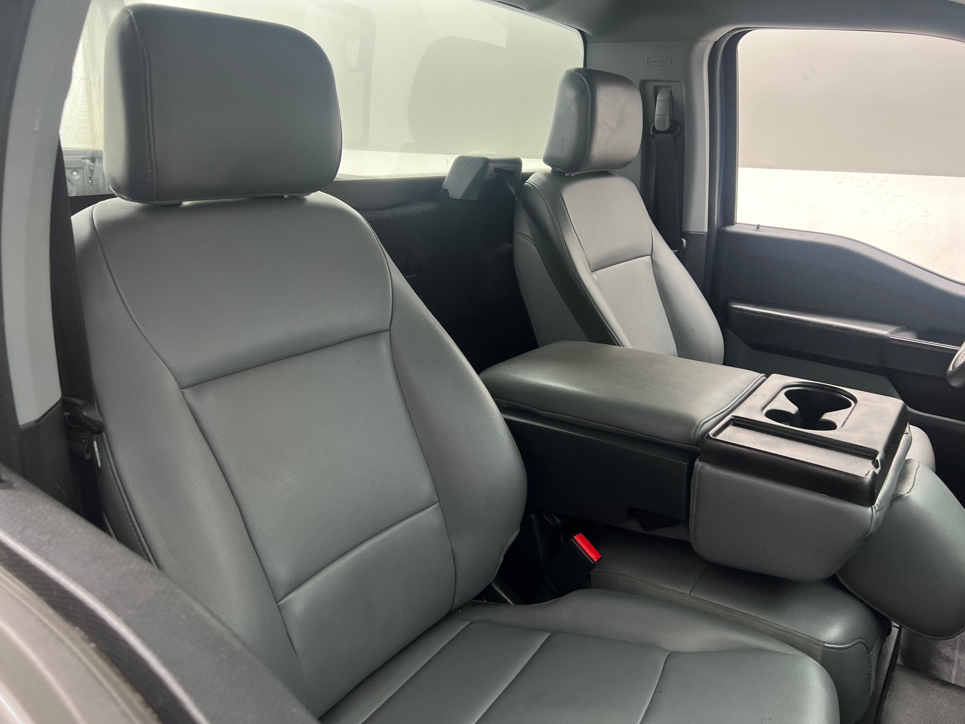 2022 Ford Econoline E-150 2
