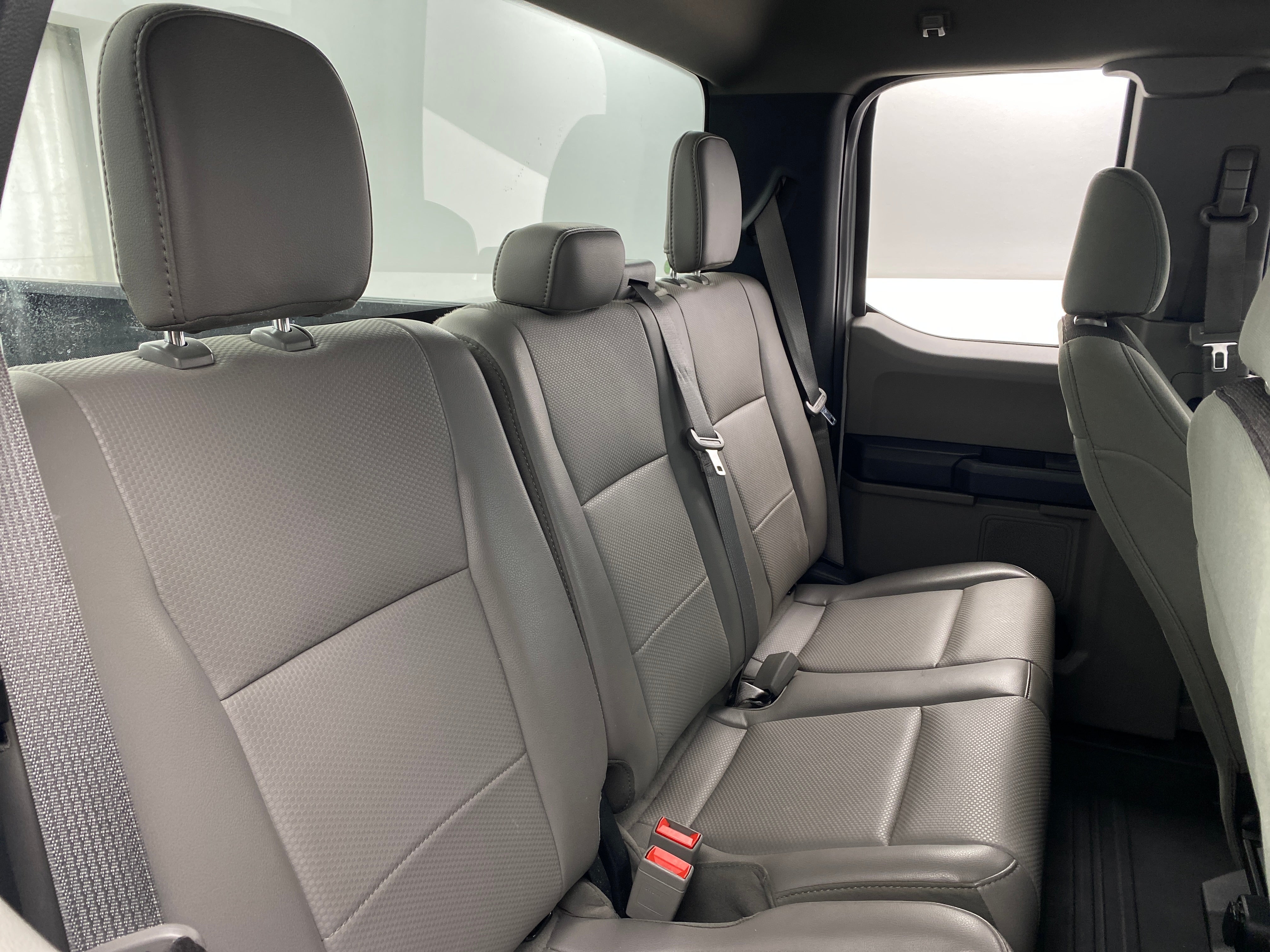 2020 Ford Econoline E-150 5
