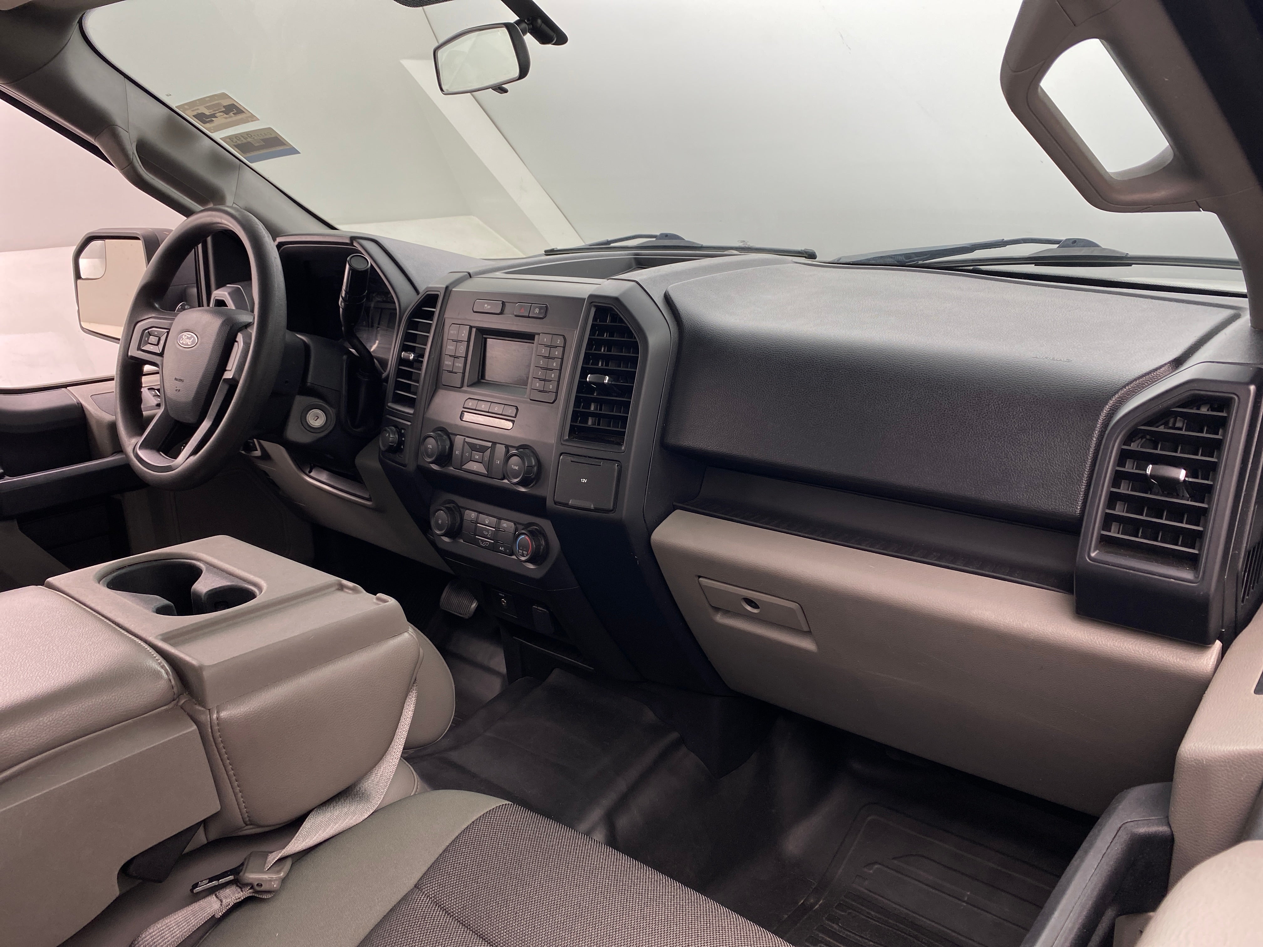 2020 Ford Econoline E-150 3