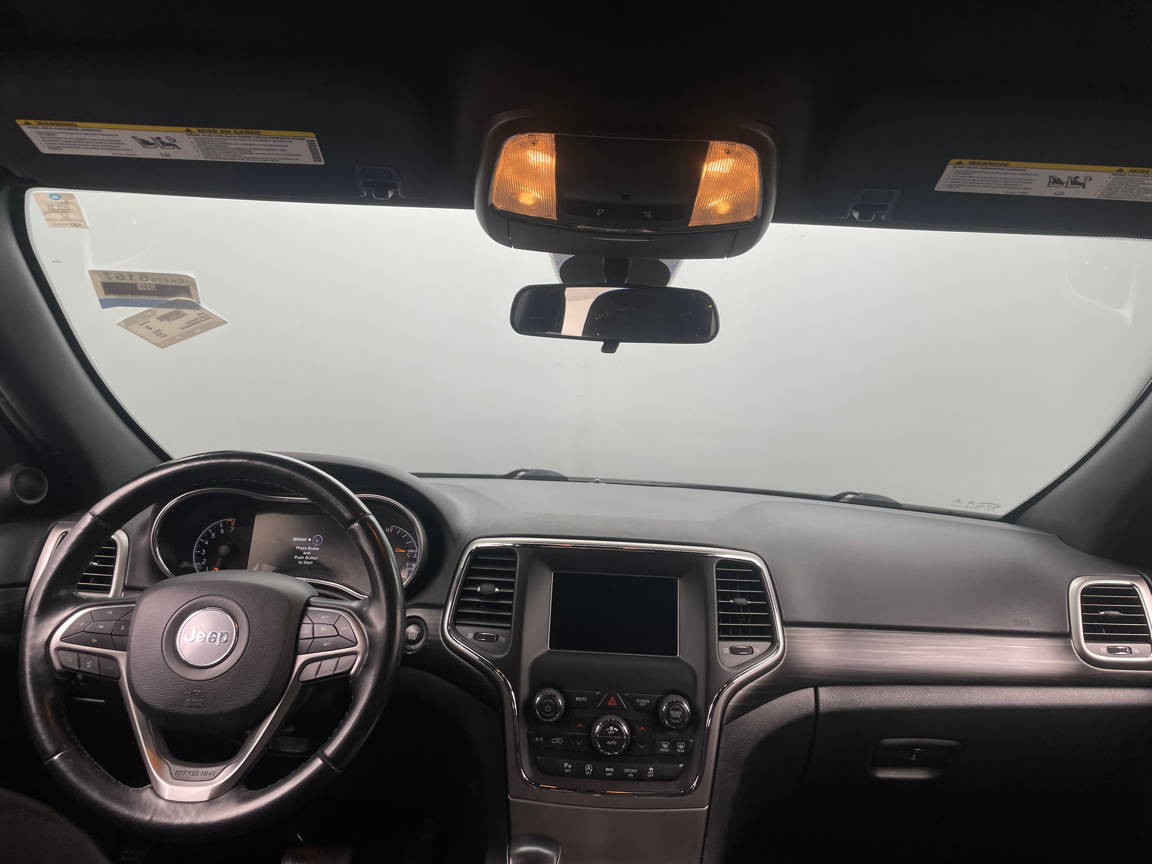 2021 Jeep Grand Cherokee Laredo 3