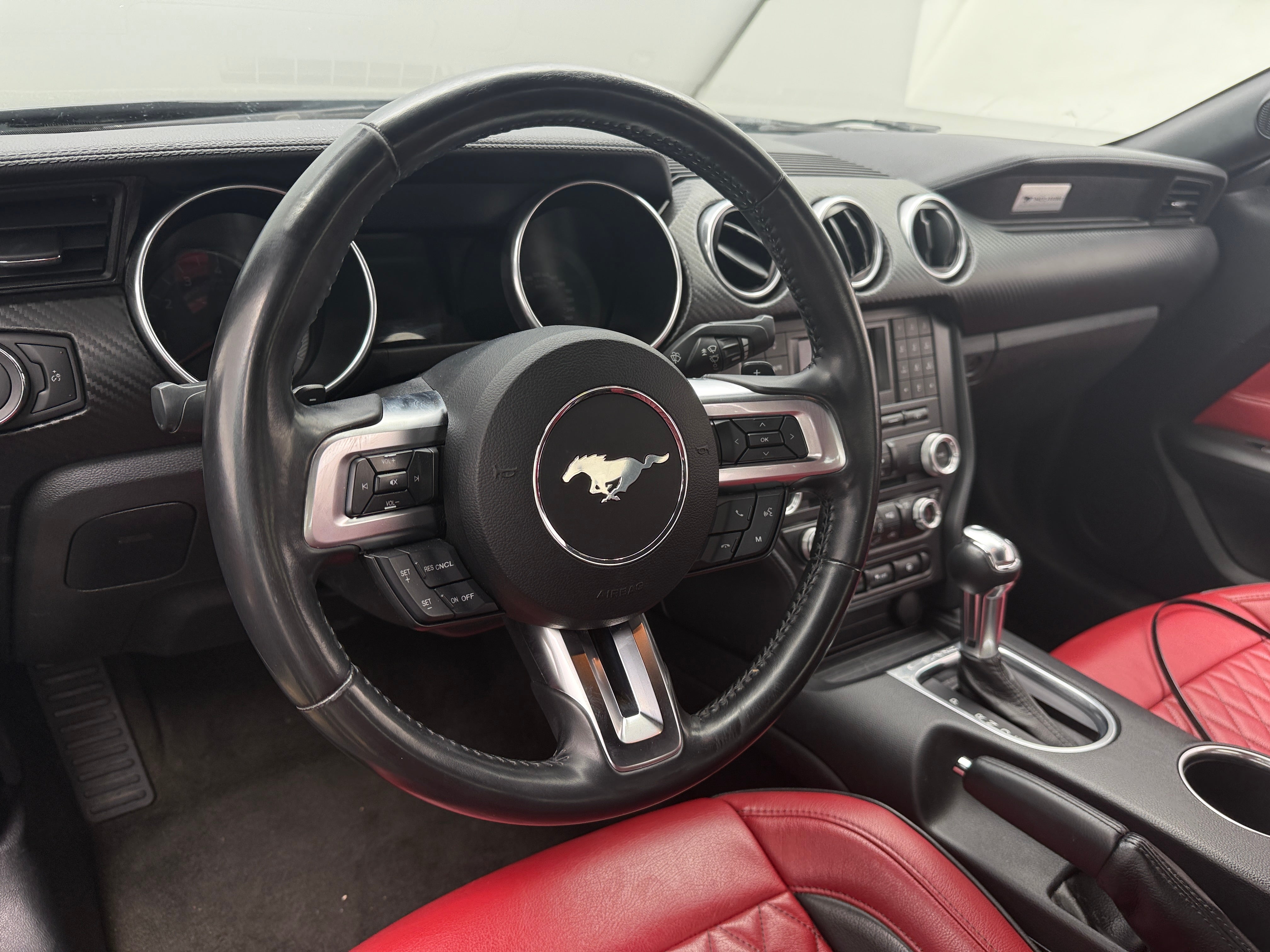 2018 Ford Mustang  4