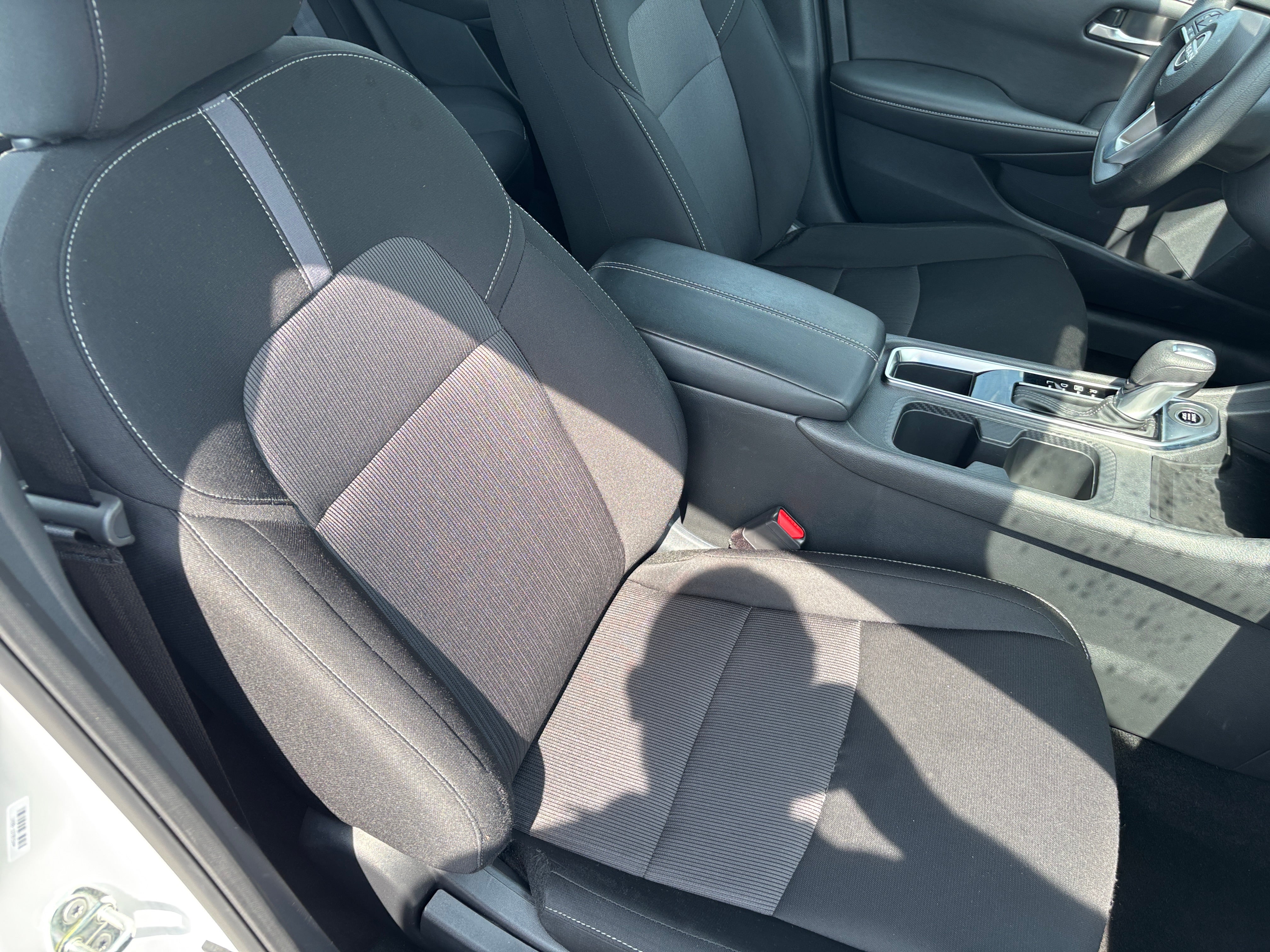 2024 Nissan Sentra SV 2