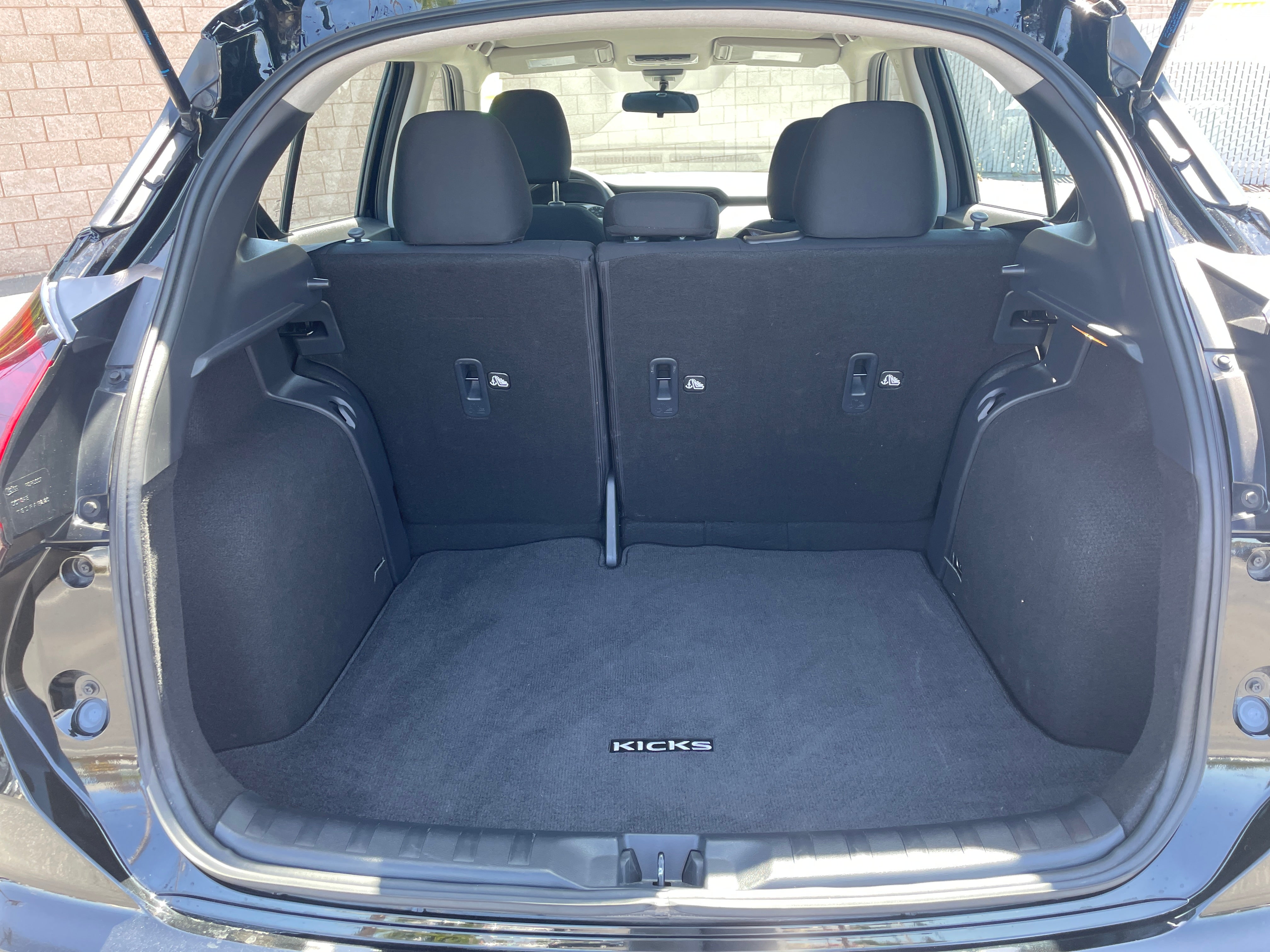 2024 Nissan Kicks S 6