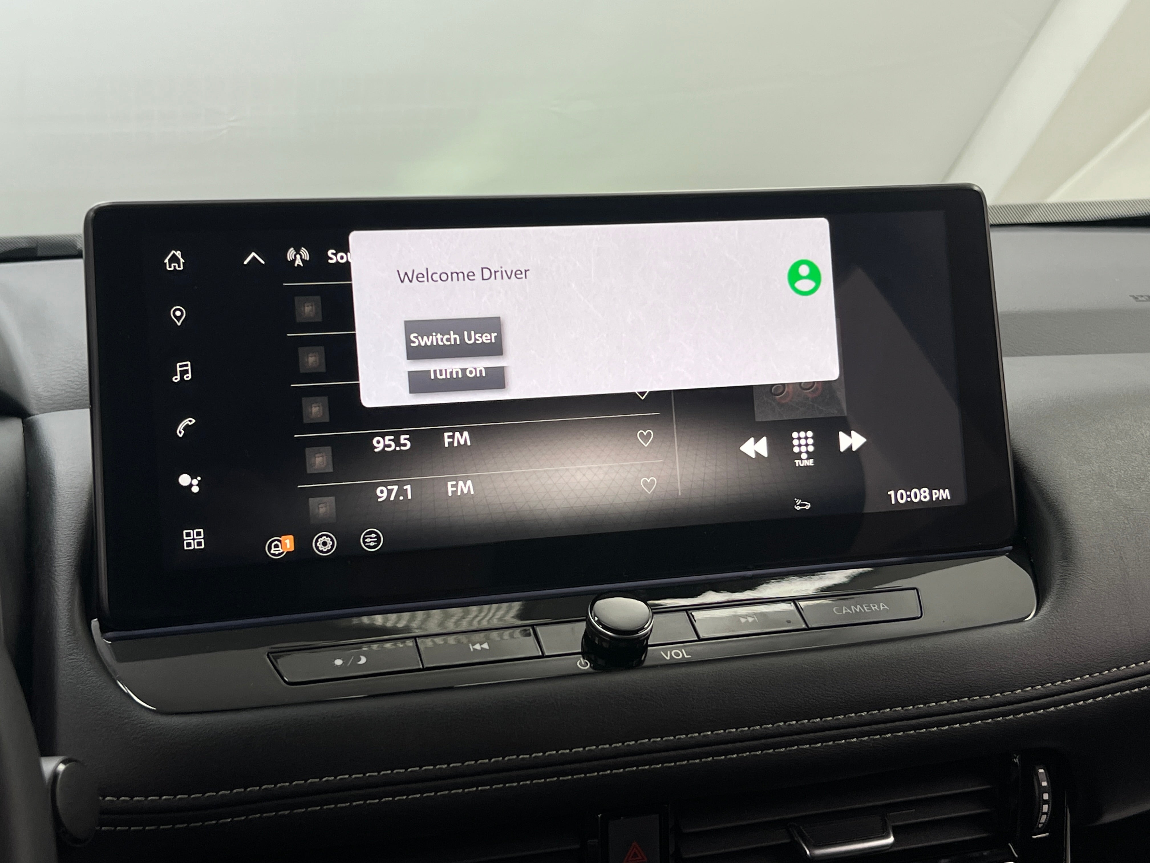 2024 Nissan Rogue SL 3
