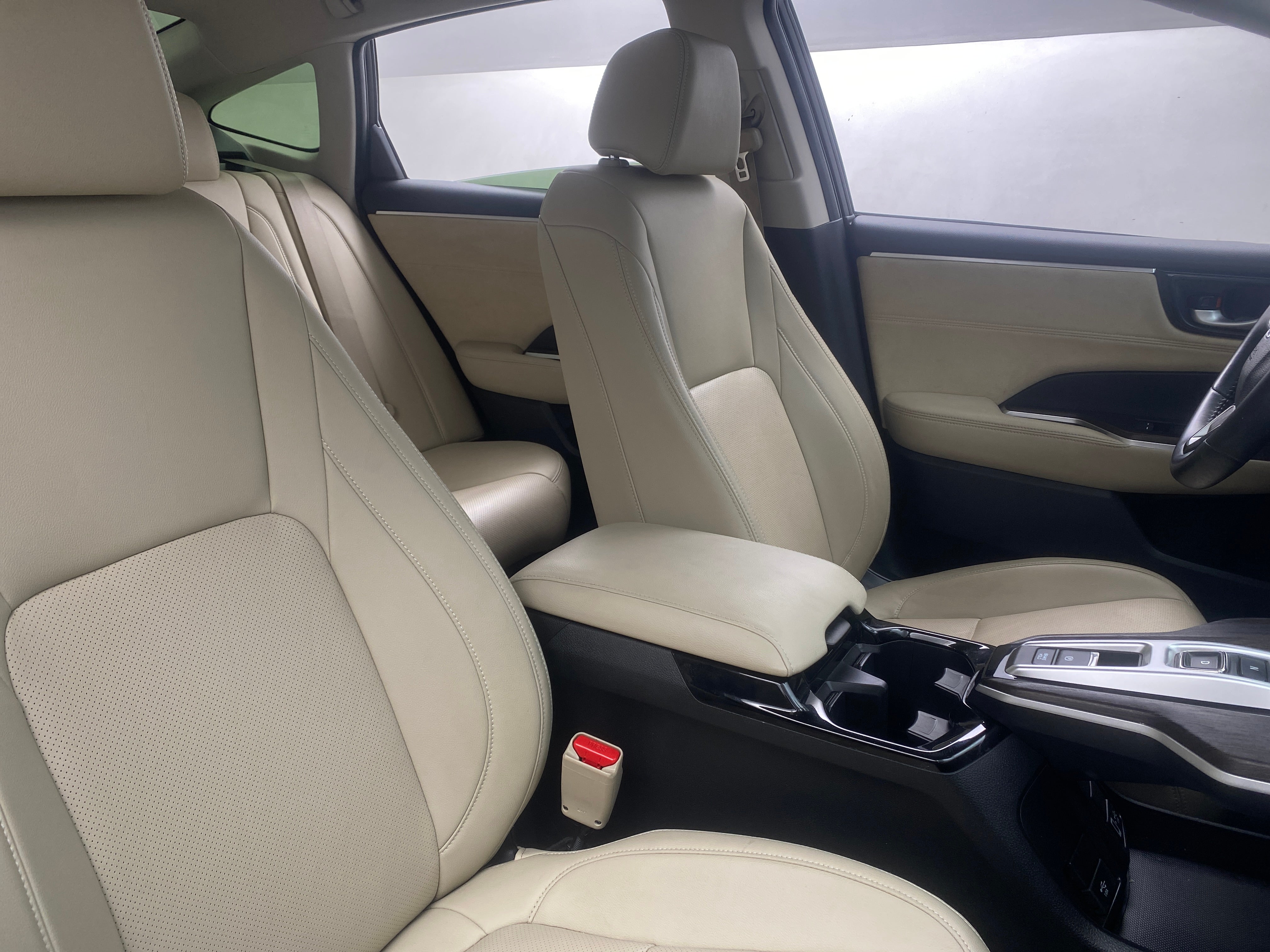 2018 Honda Clarity Touring 2
