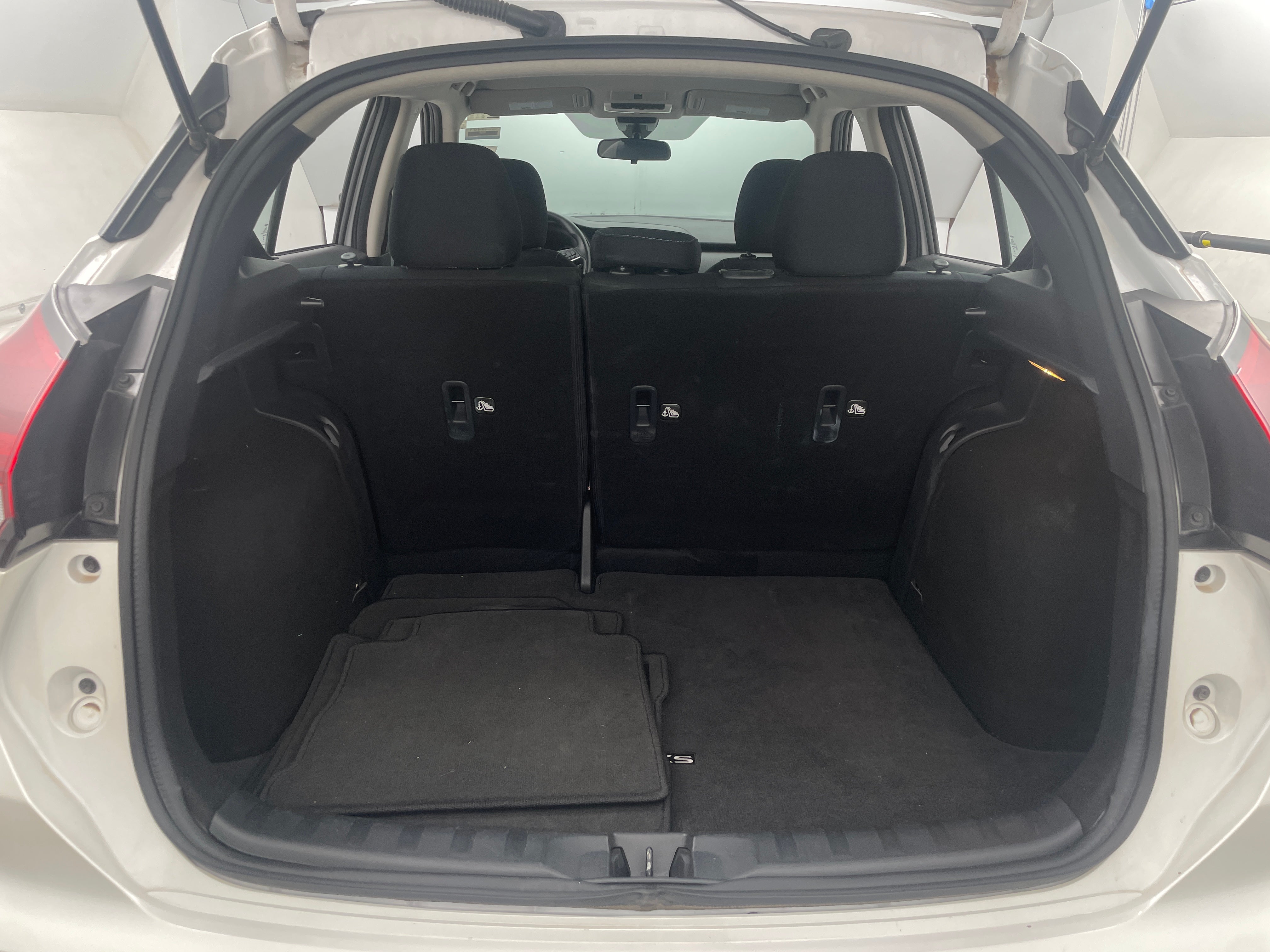 2024 Nissan Kicks SV 7