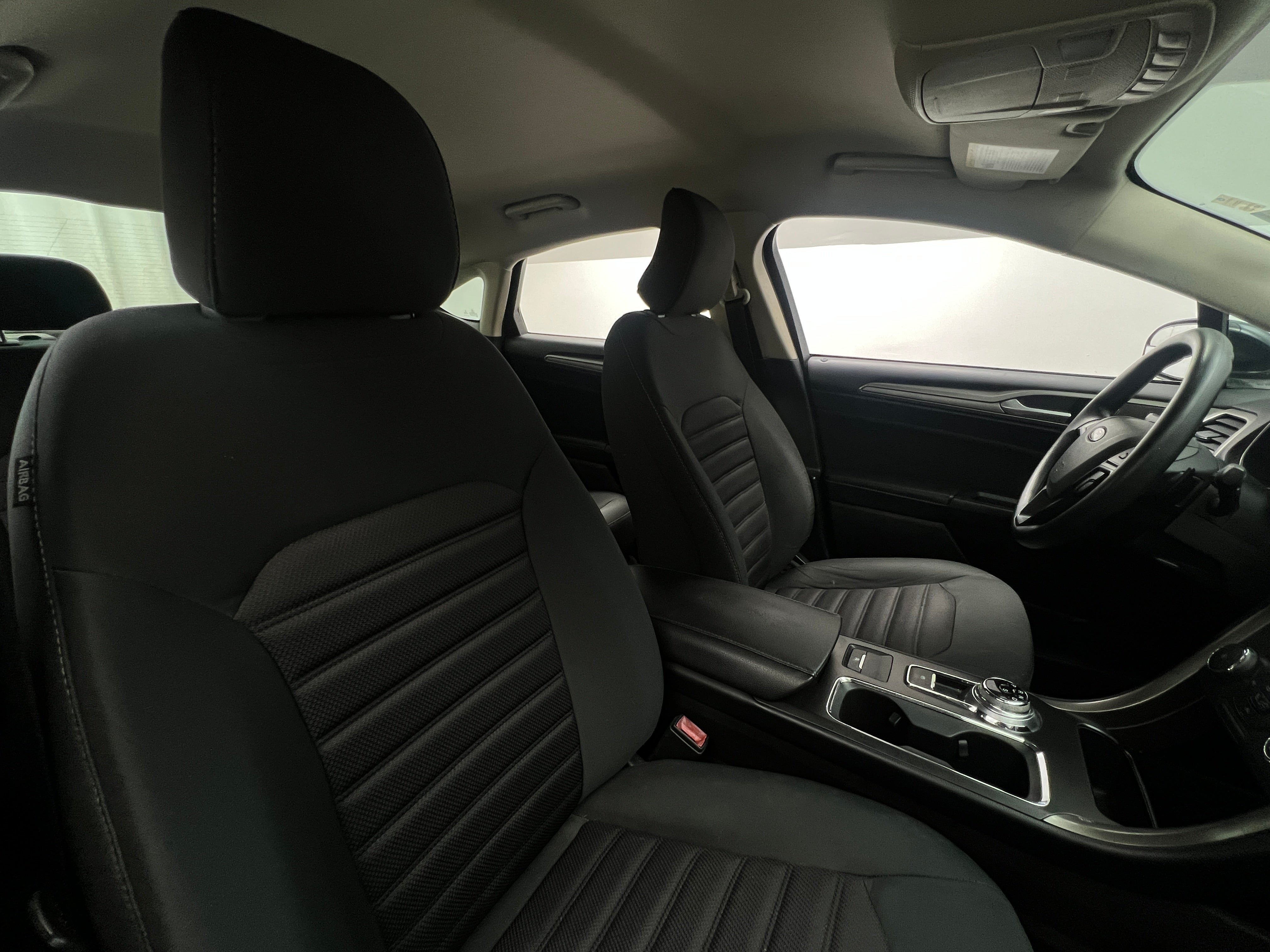 2018 Ford Fusion SE 2