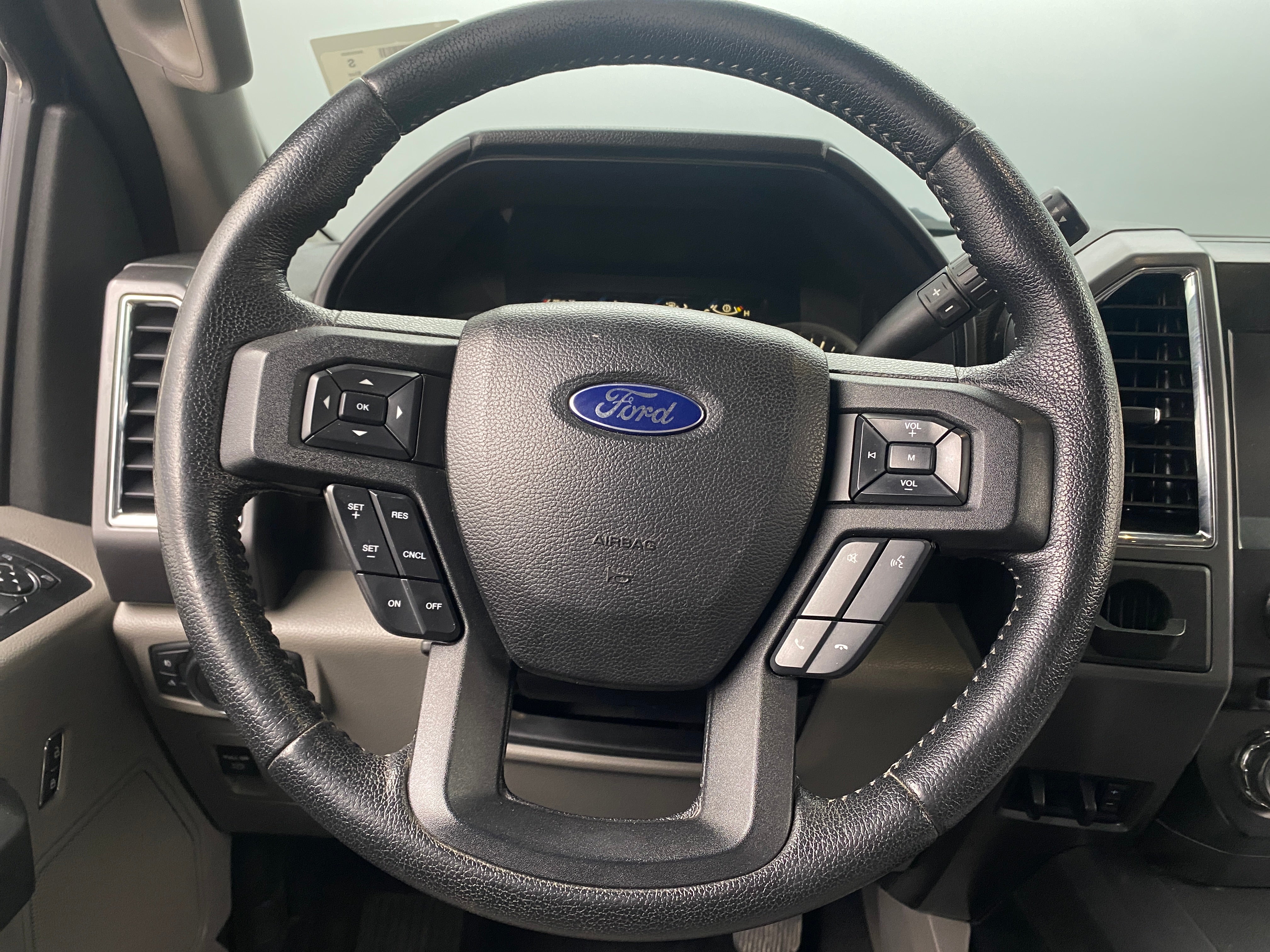 2015 Ford Econoline E-150 5