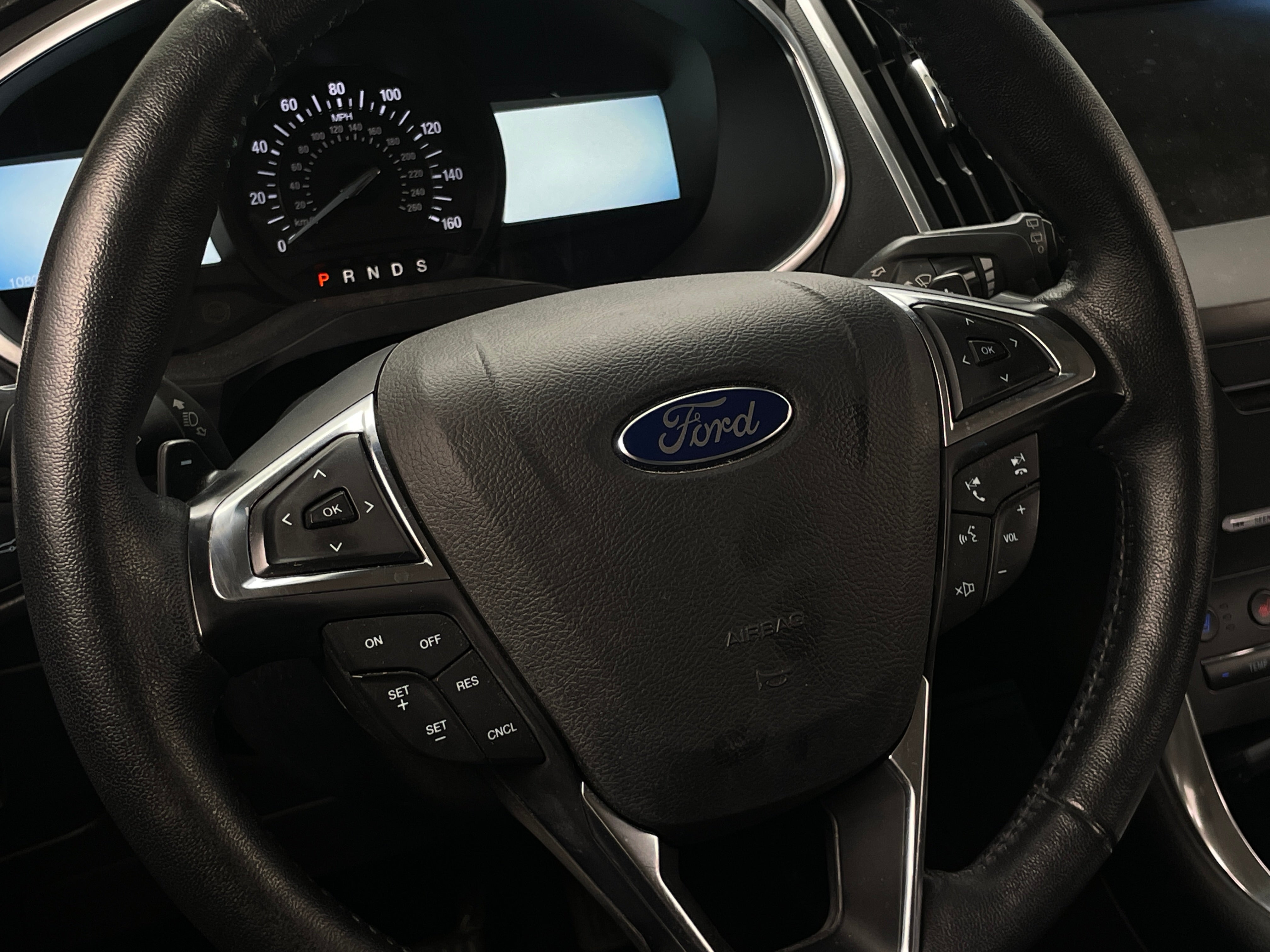 2017 Ford Edge Titanium 4