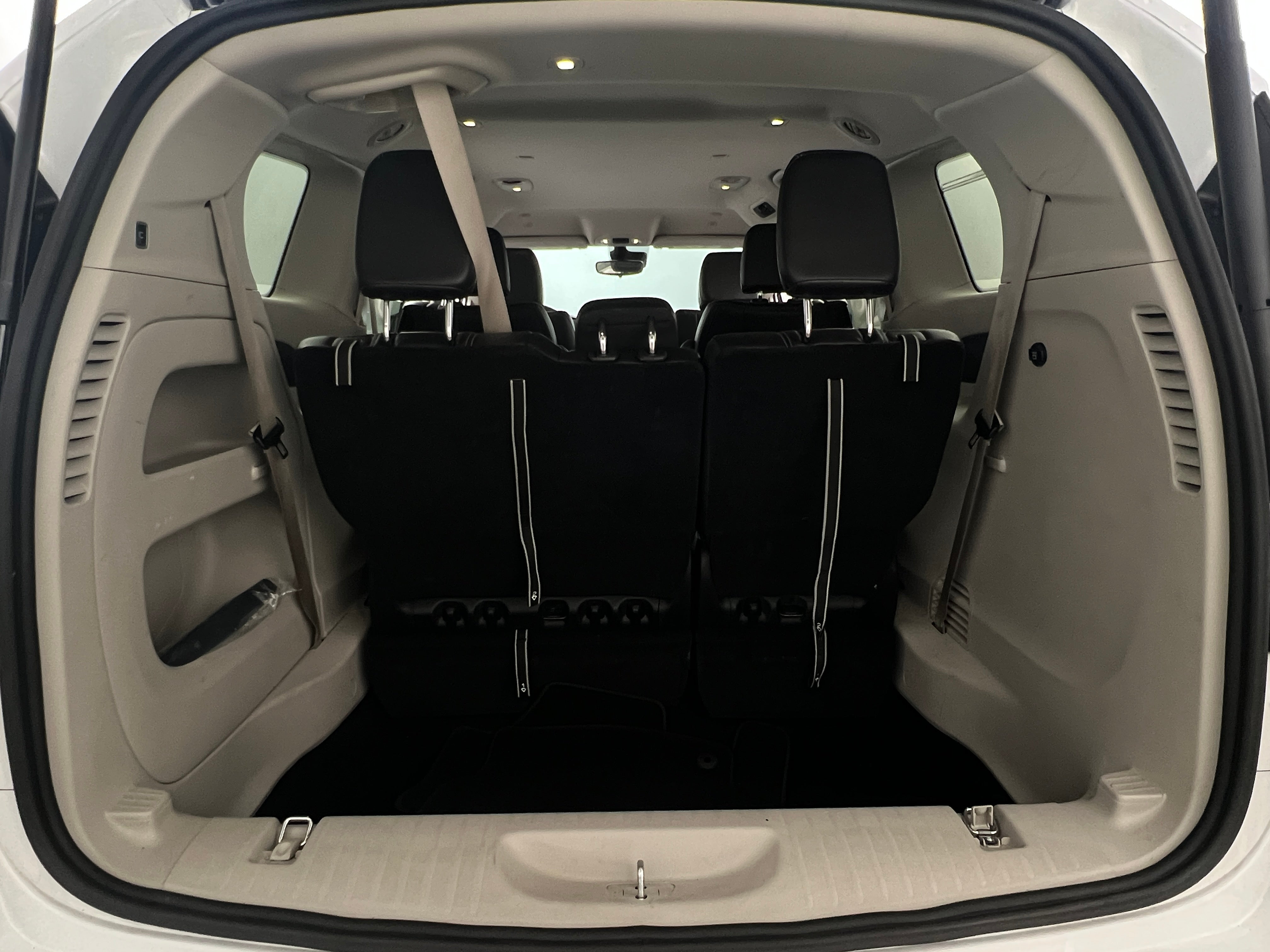 2024 Chrysler Pacifica Touring L 6