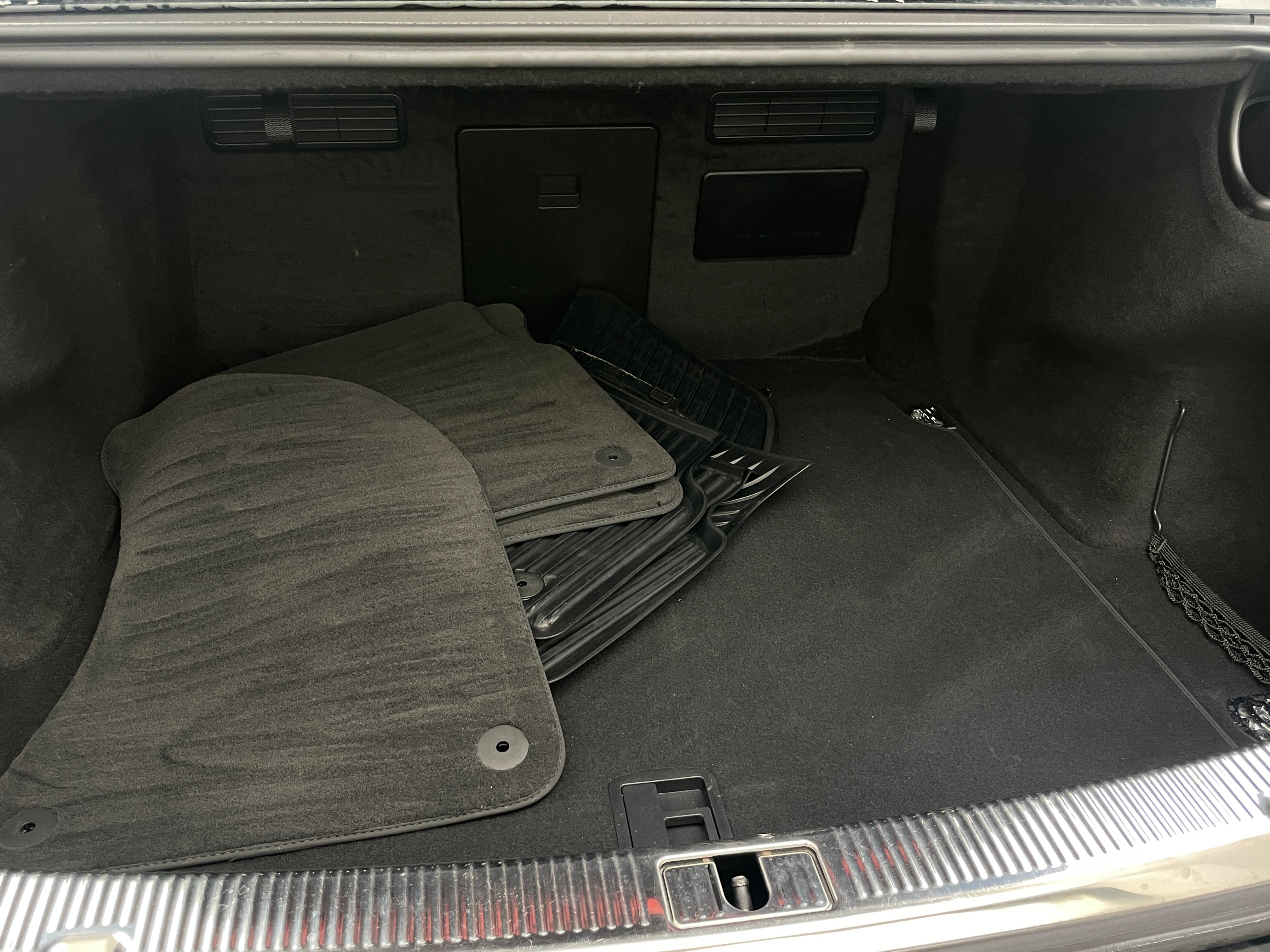 2016 Audi S8  6
