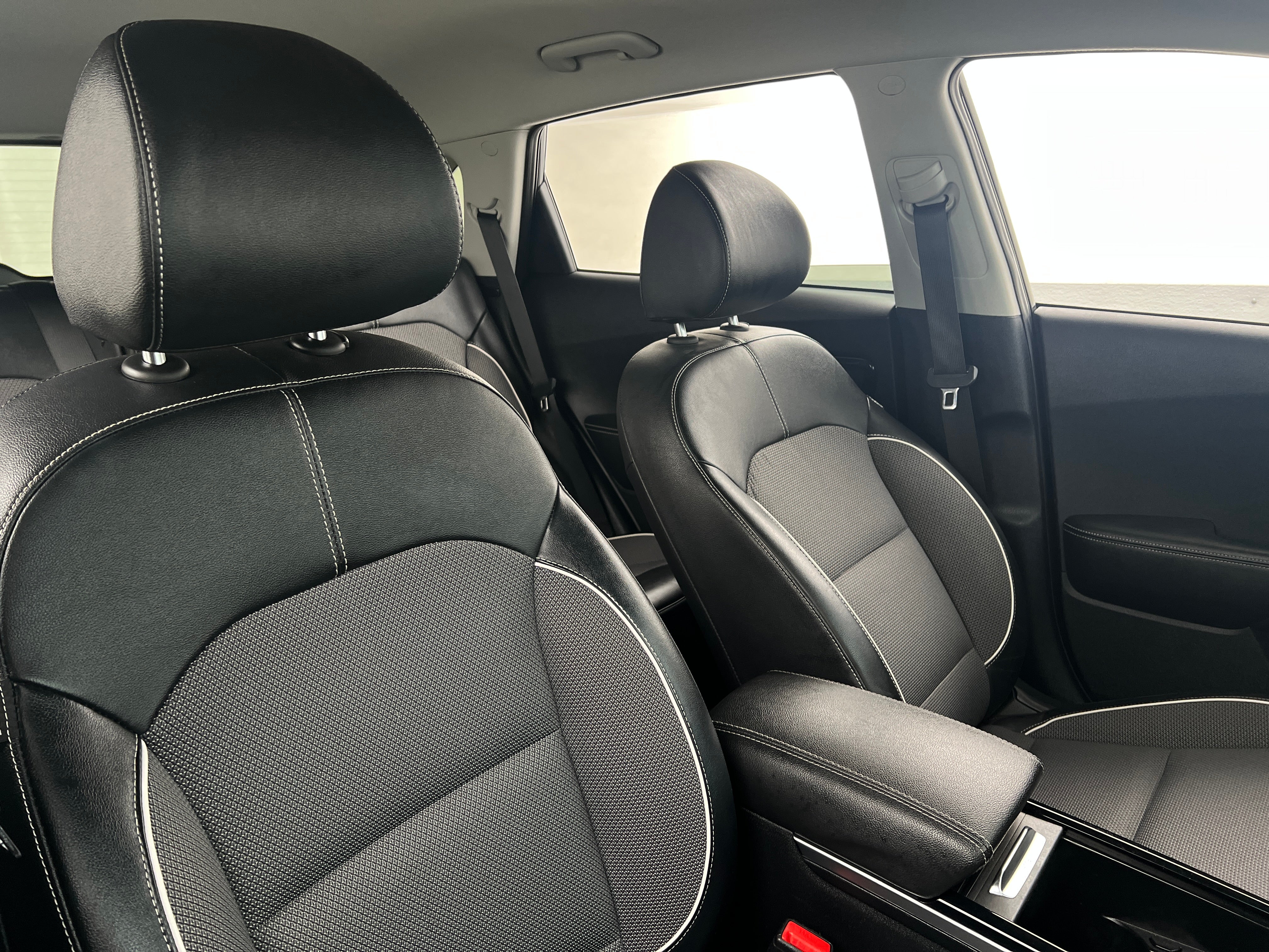 2022 Kia Niro S 2