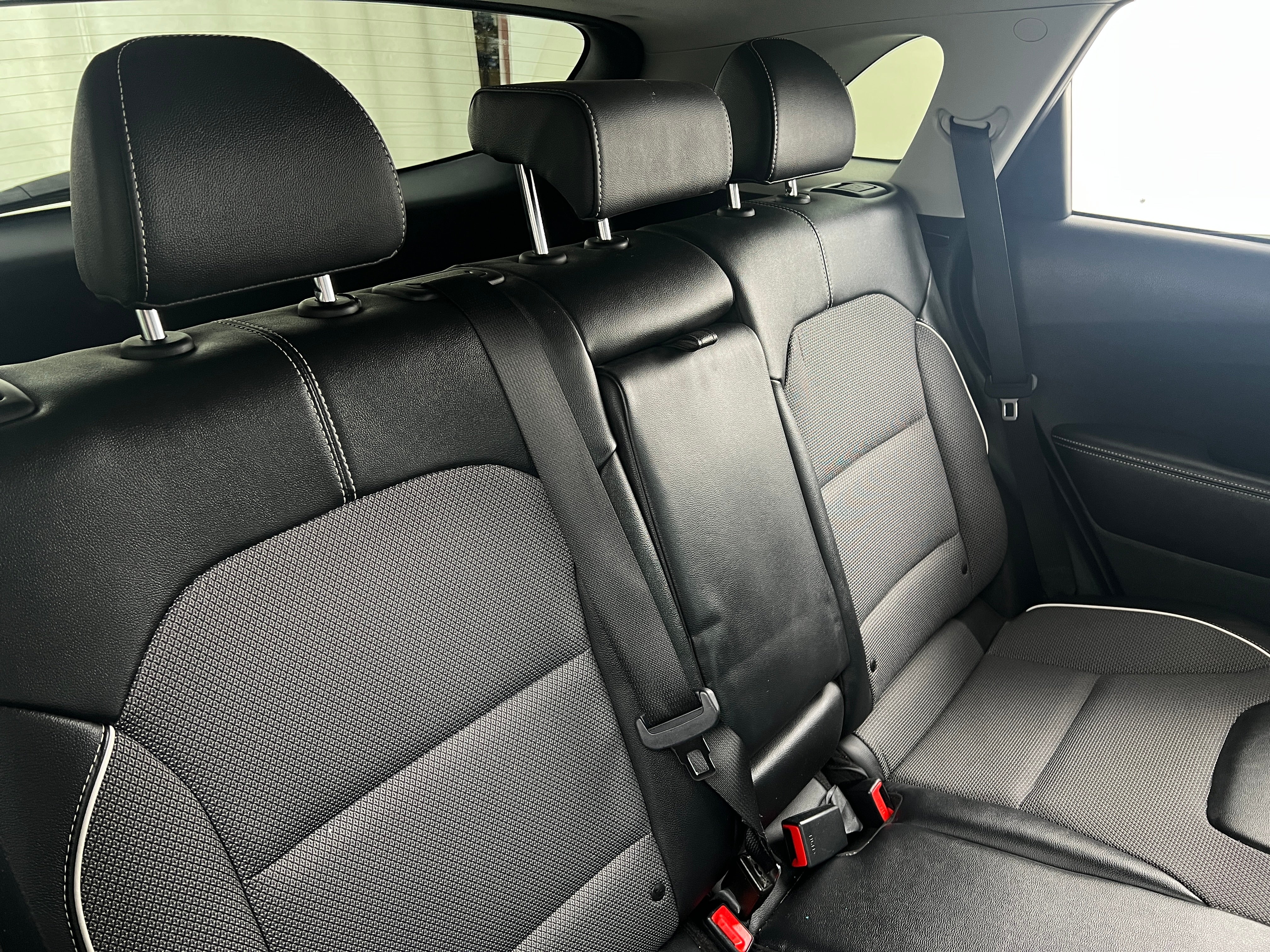 2022 Kia Niro S 6