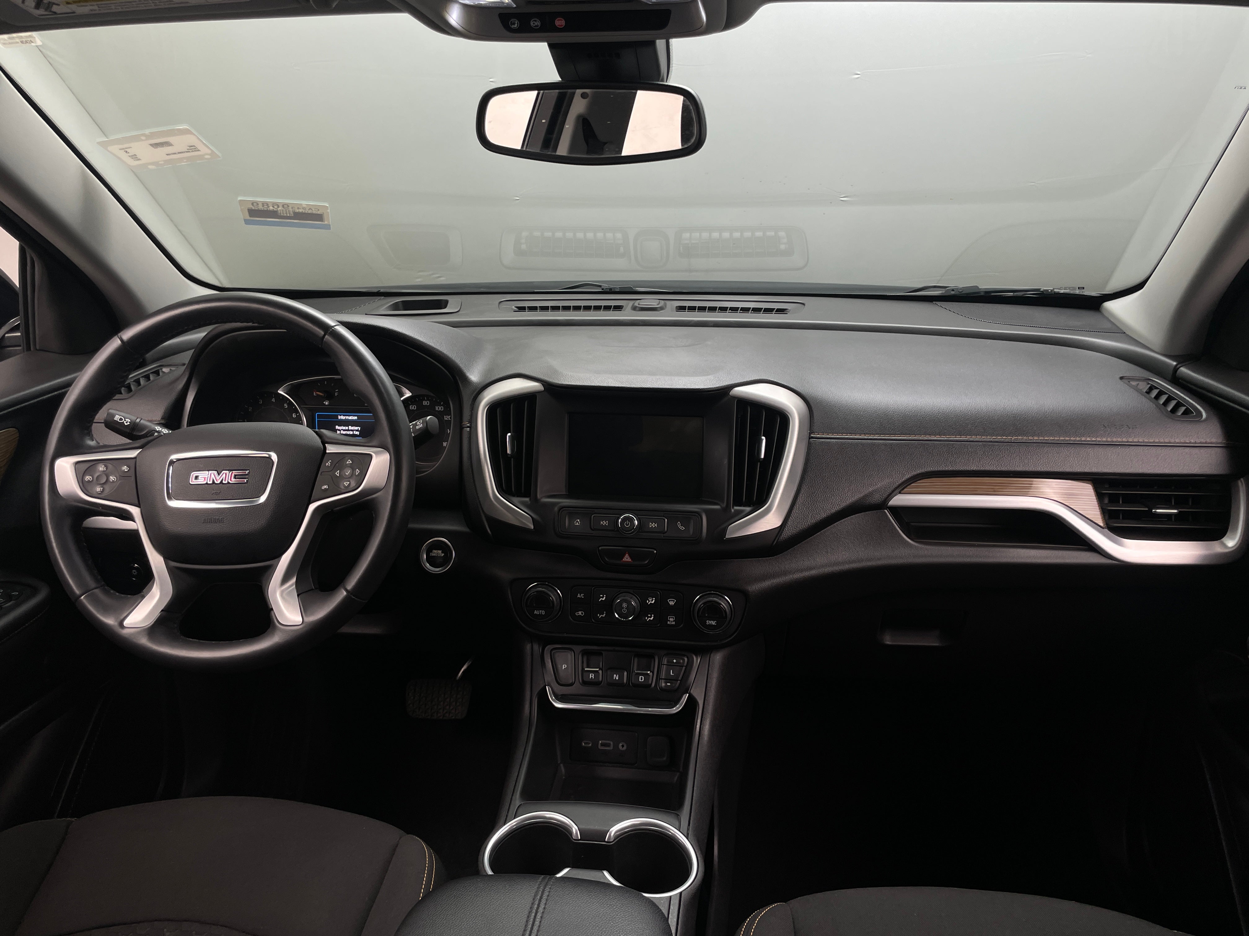 2021 GMC Terrain SLE 3