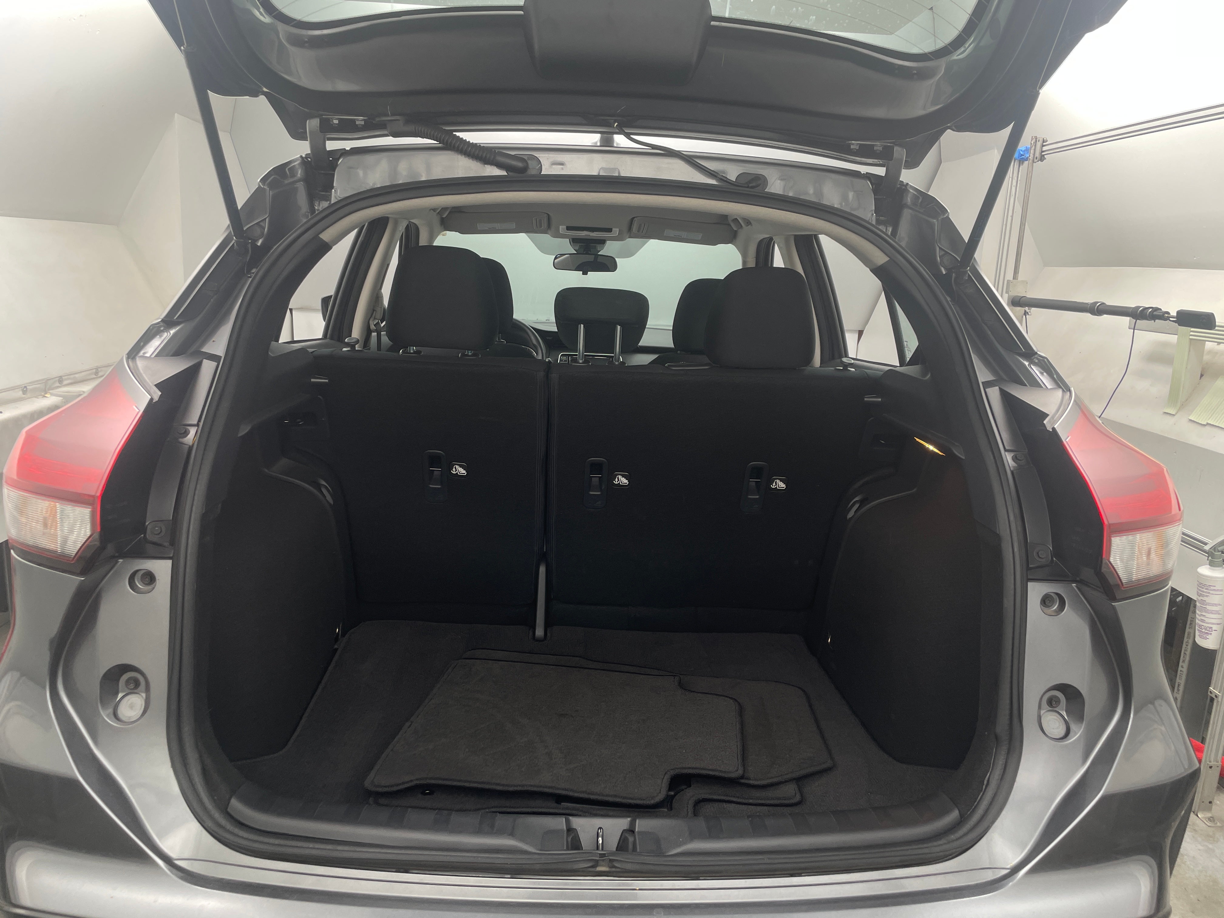 2024 Nissan Kicks S 7
