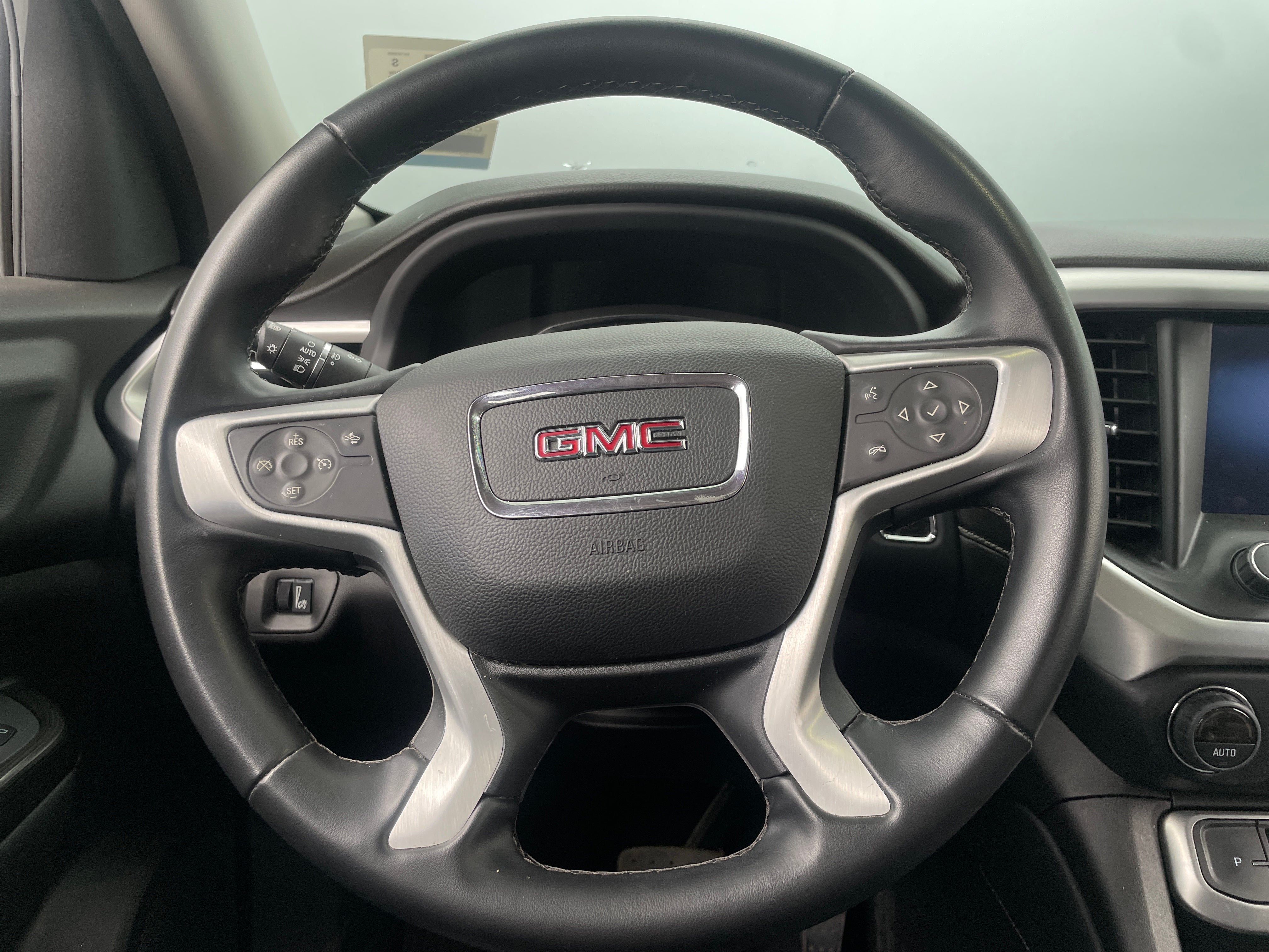 2023 GMC Acadia SLT 5