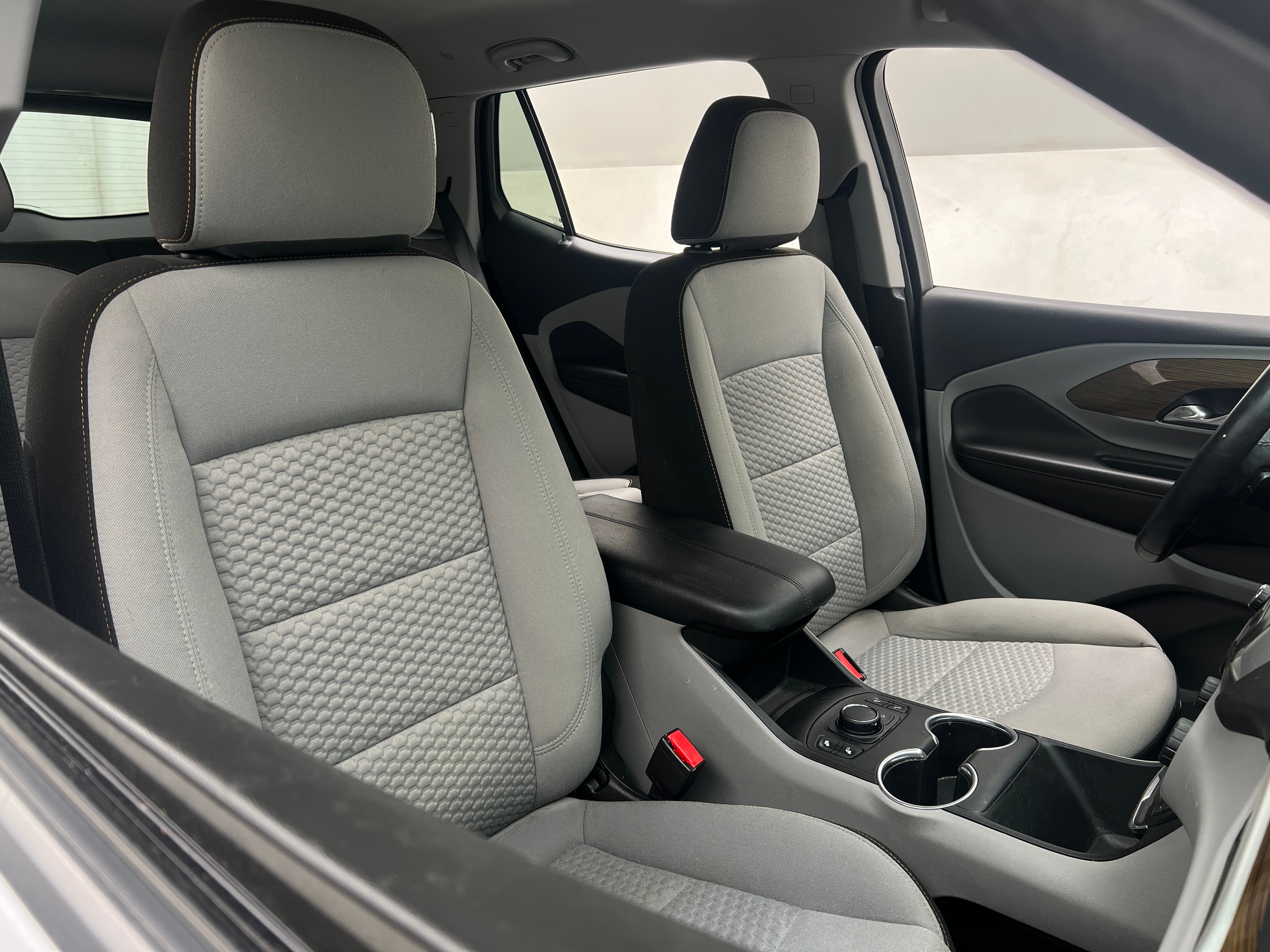 2021 GMC Terrain SLE 2