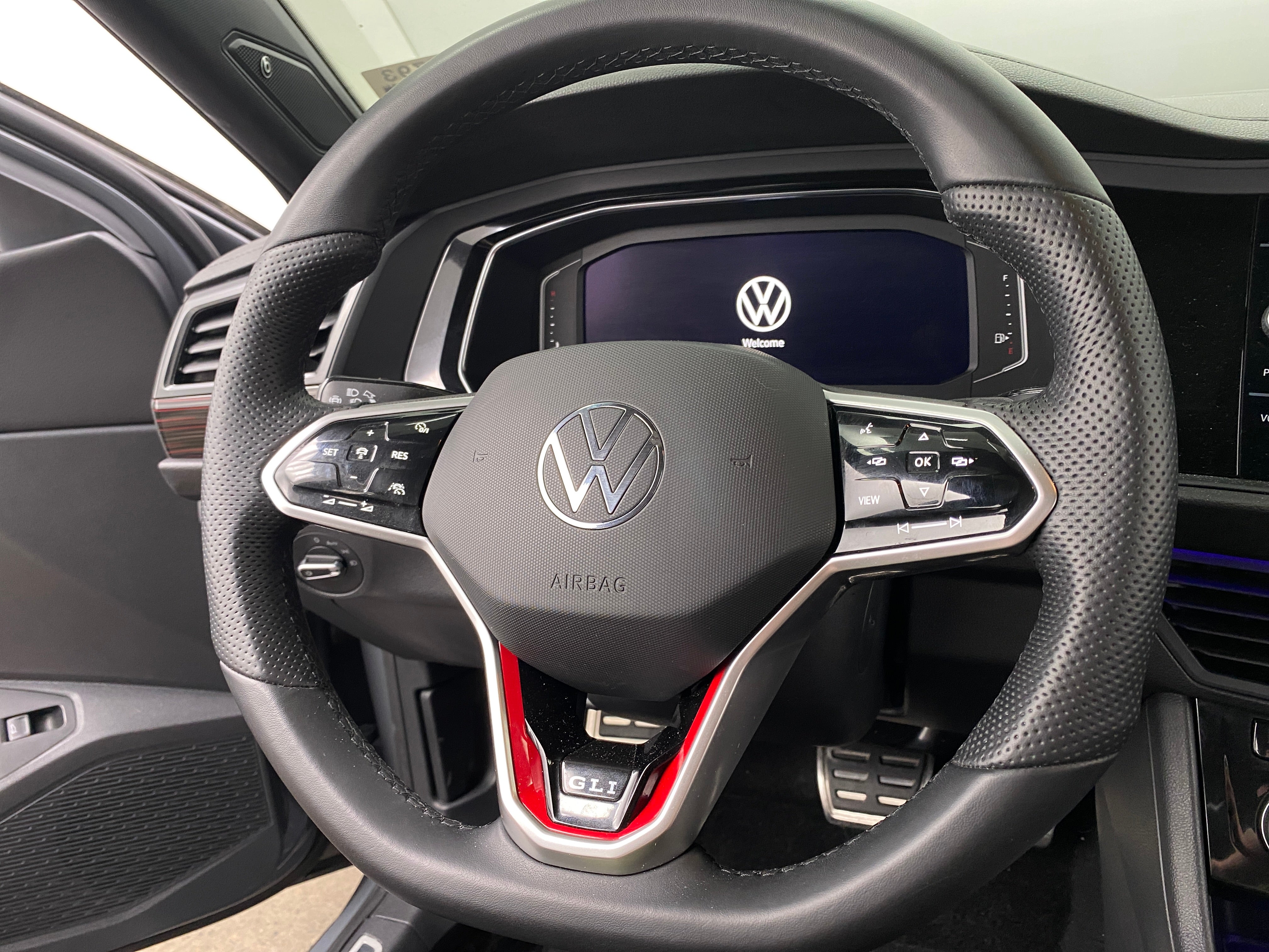 2023 Volkswagen Jetta GLI Autobahn 4