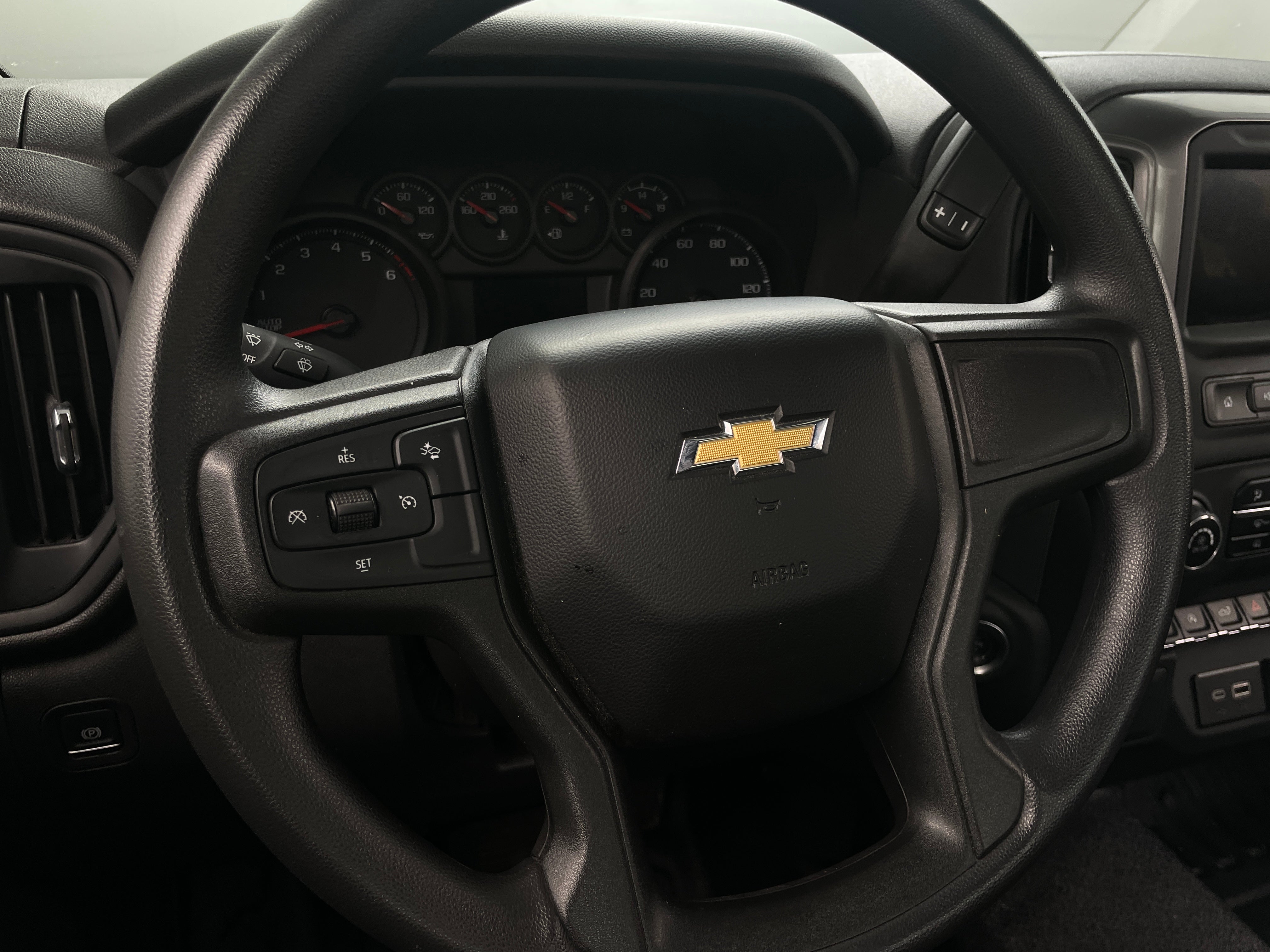 2024 Chevrolet Silverado 1500 Work Truck 4