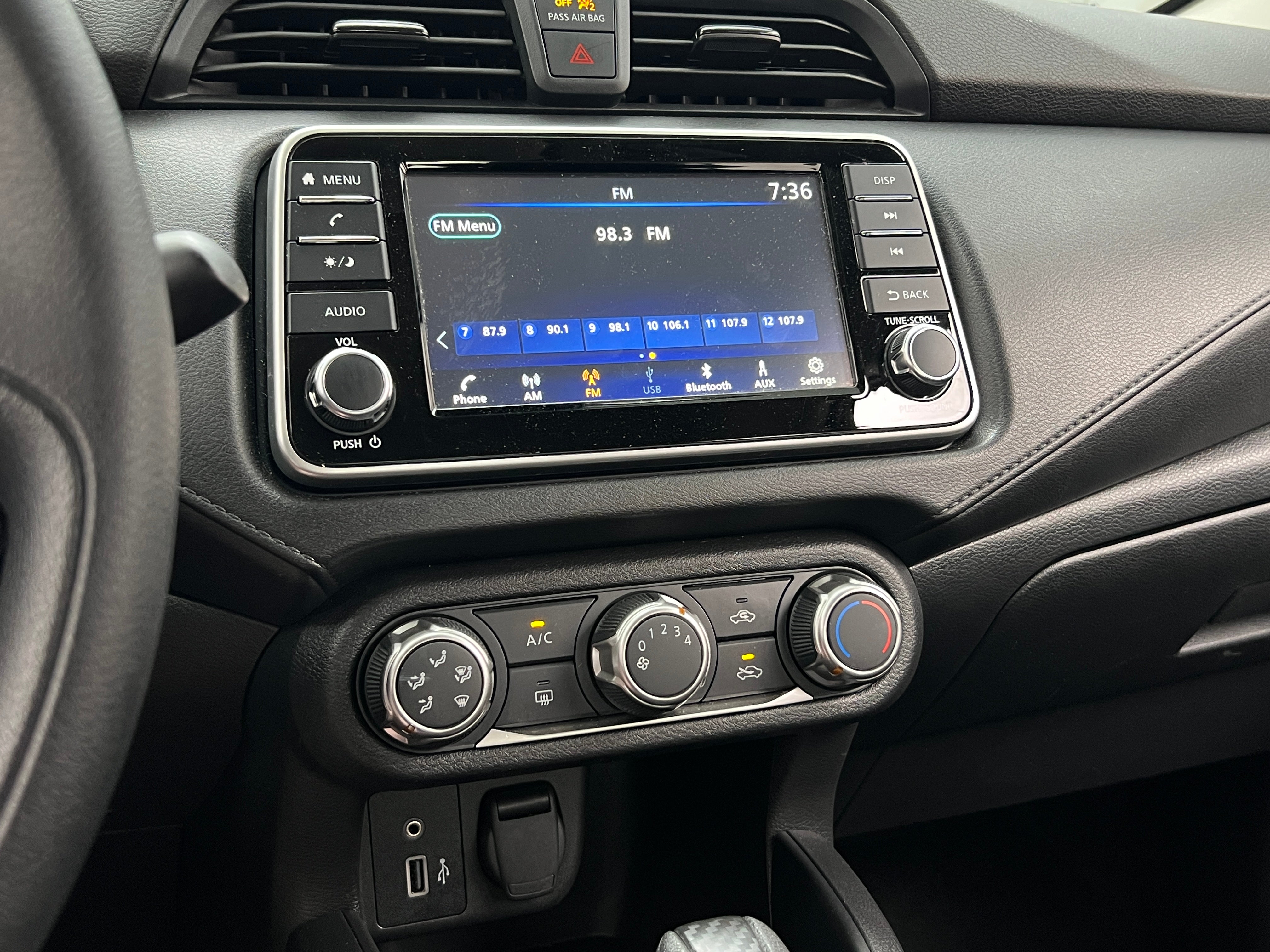 2024 Nissan Versa S 4