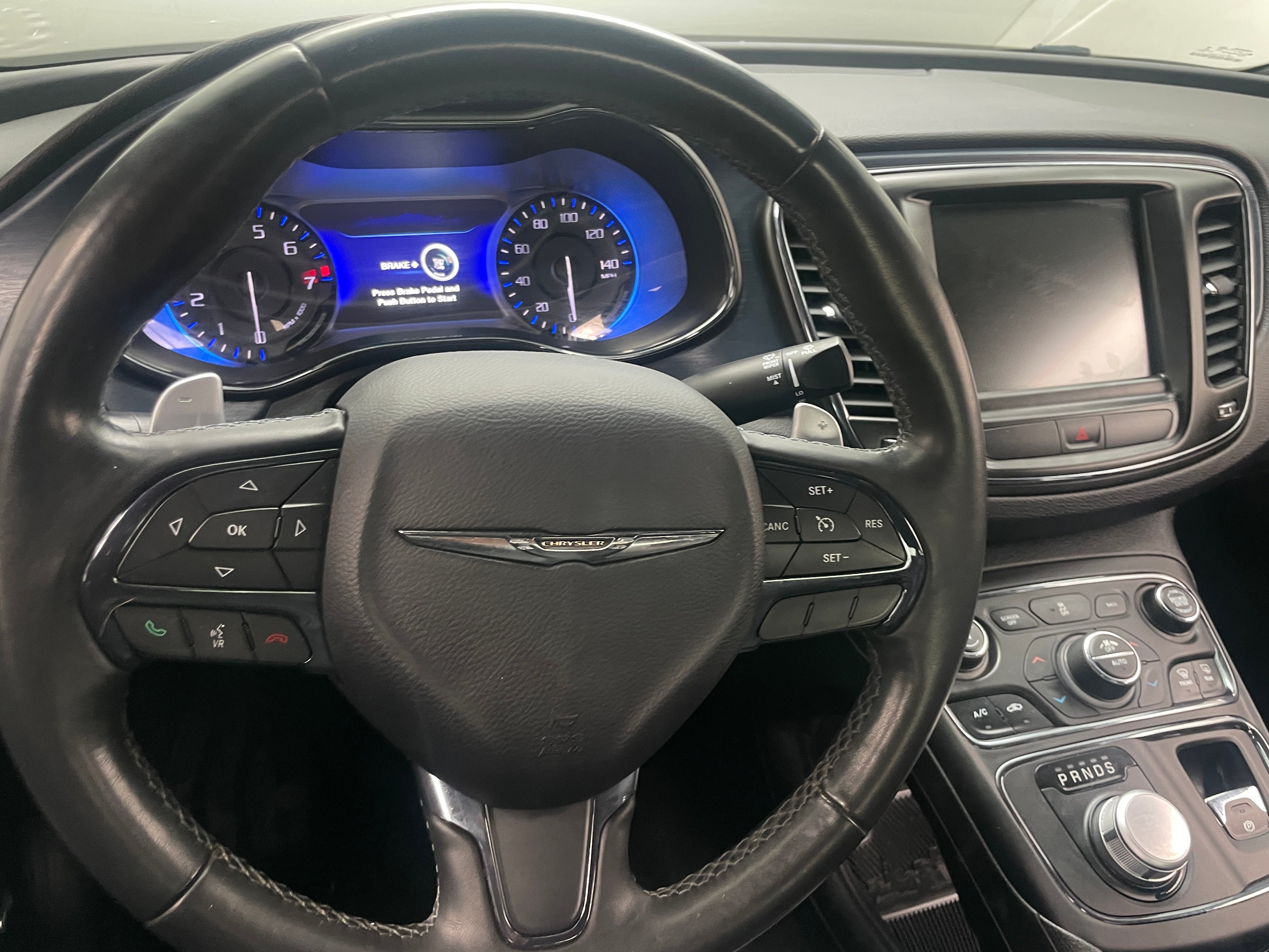 2015 Chrysler 200 S 4