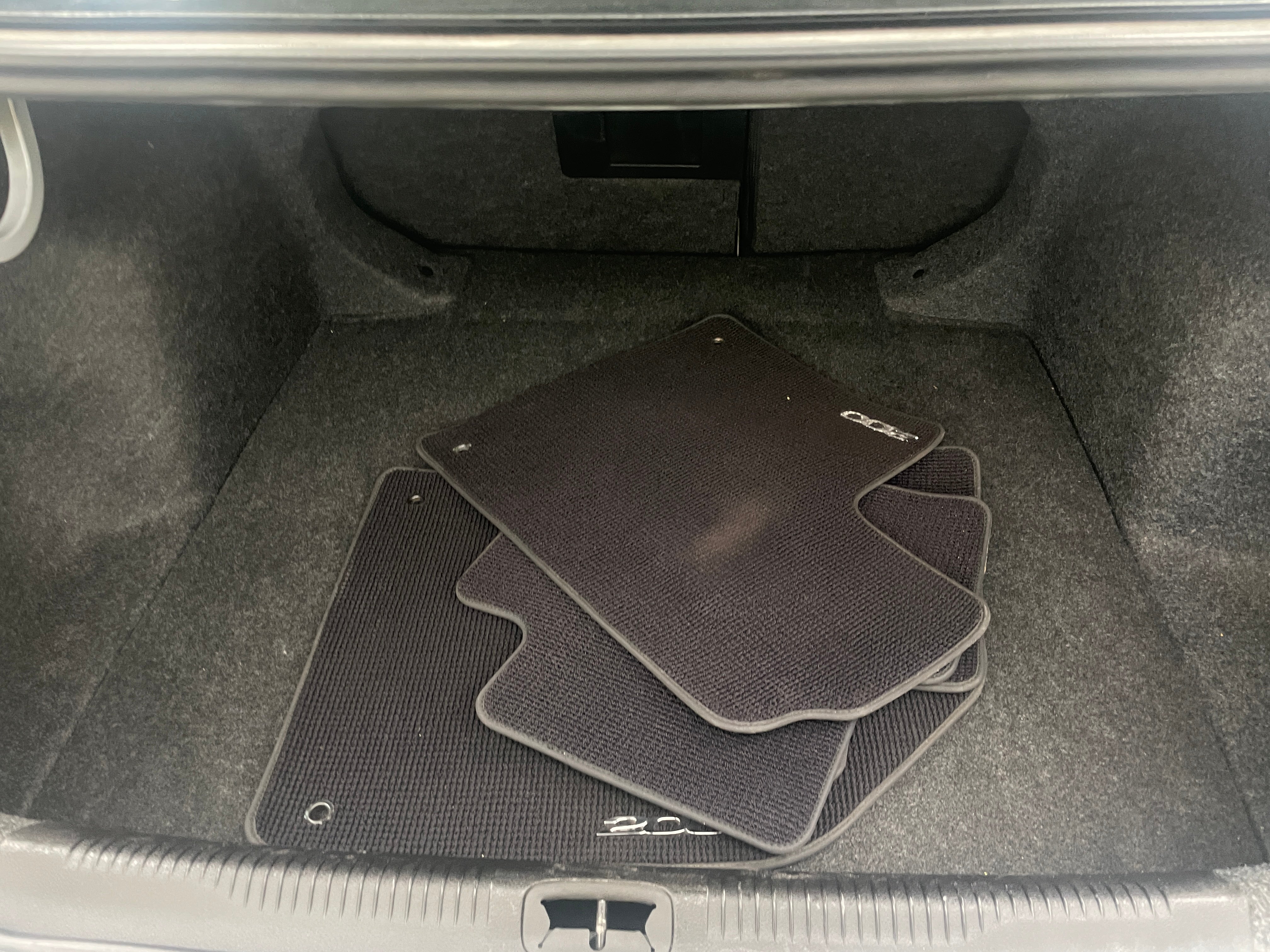 2015 Chrysler 200 S 6