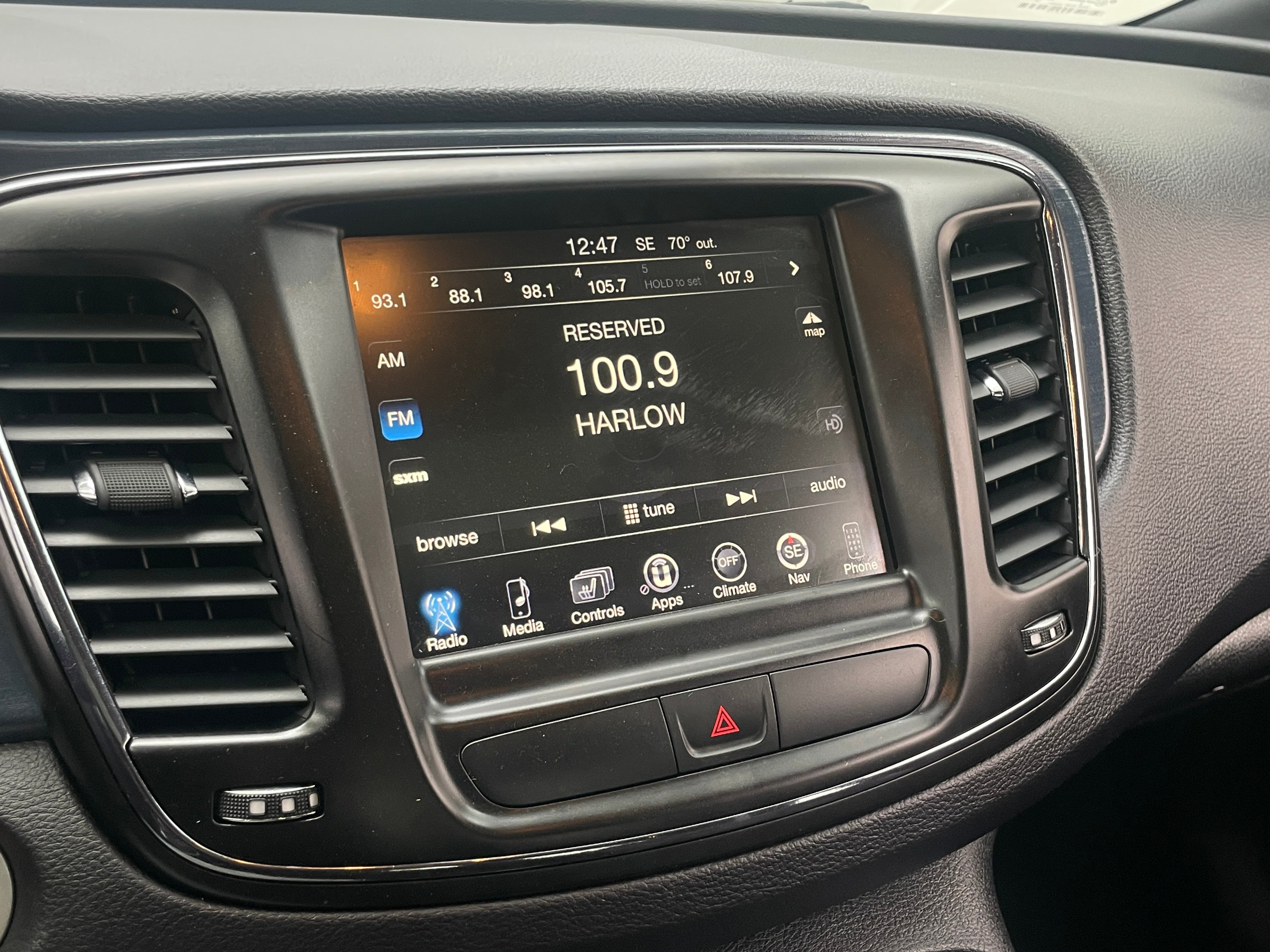 2015 Chrysler 200 S 3