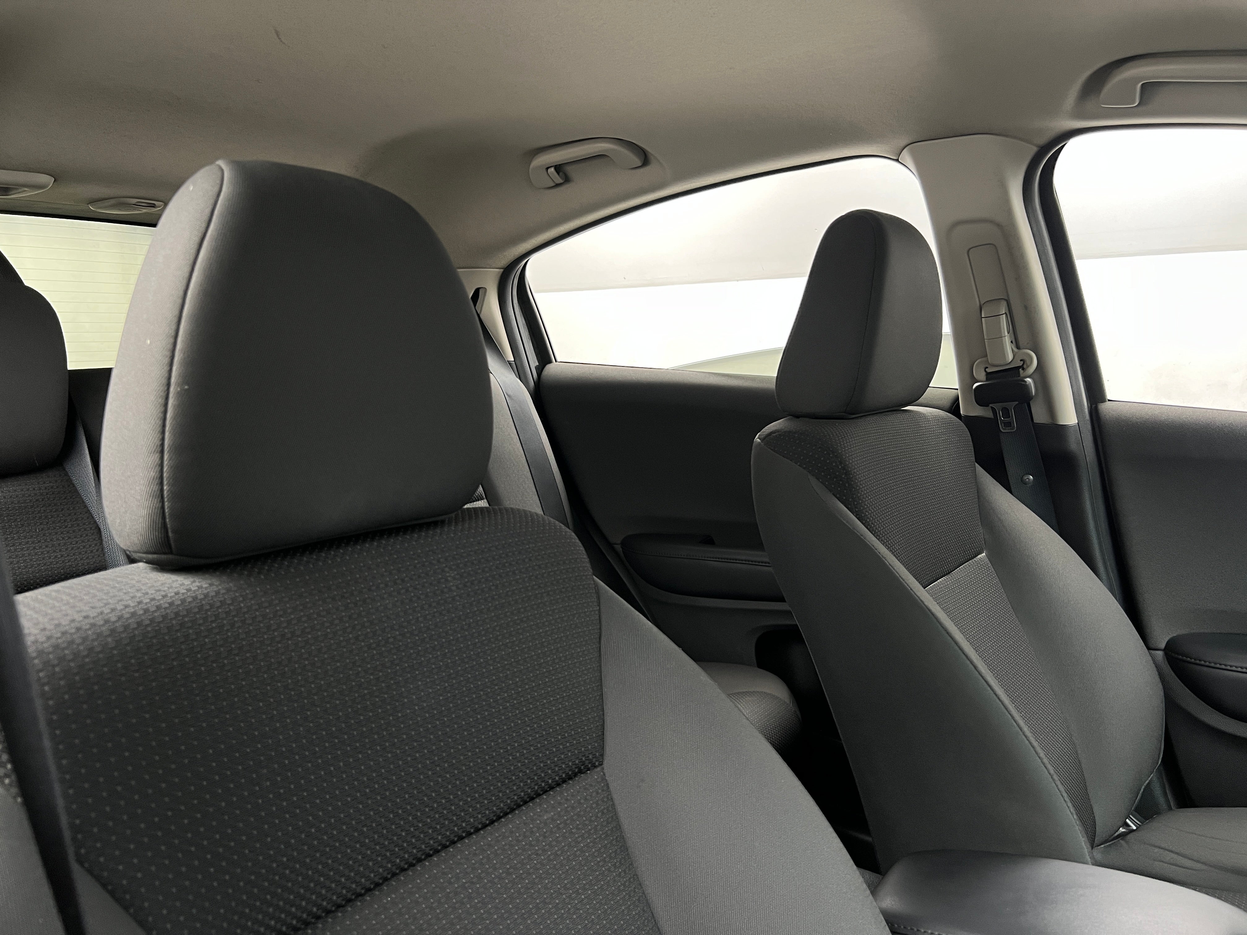 2019 Honda HR-V LX 2