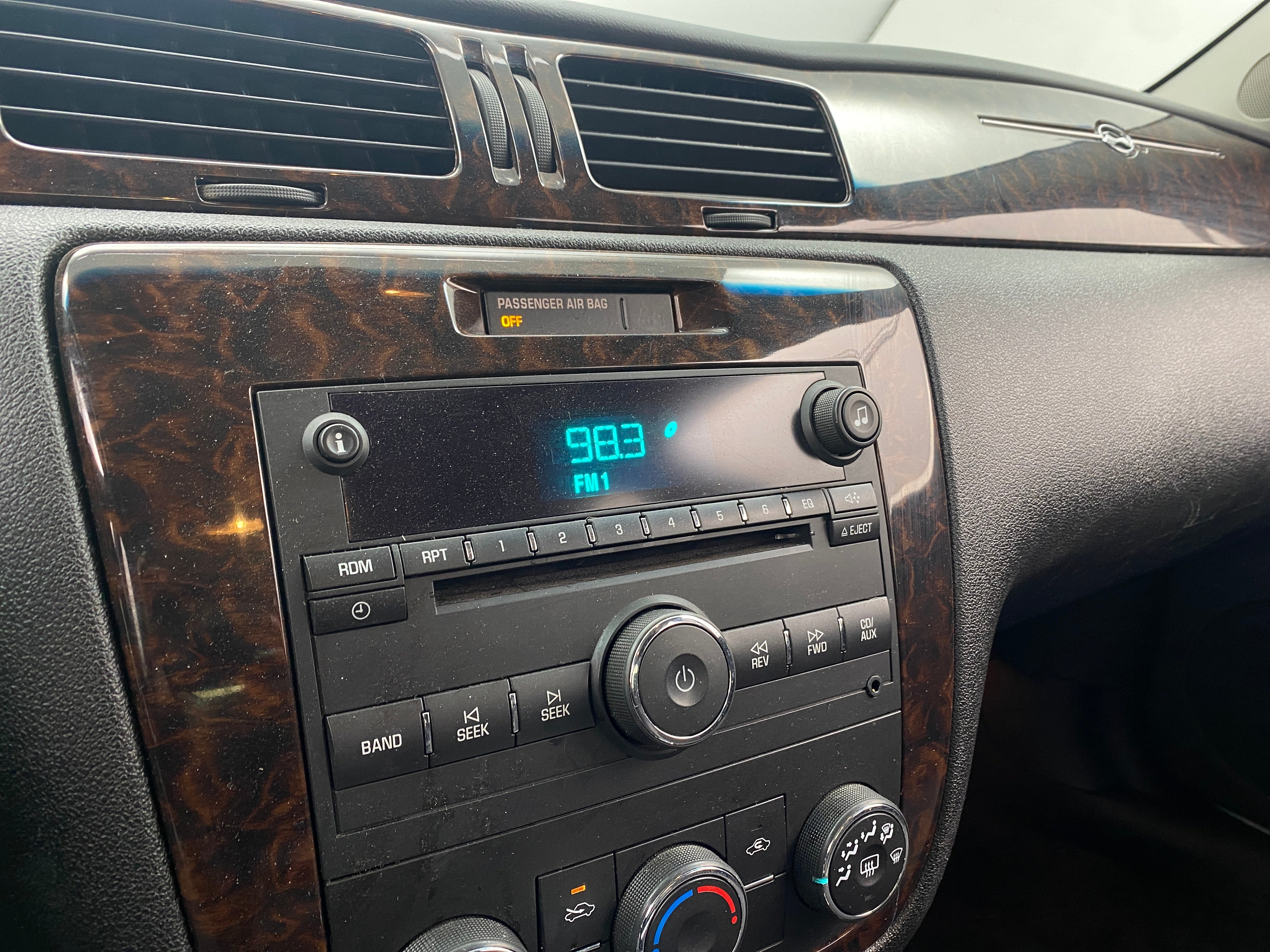 2013 Chevrolet Impala LS 4
