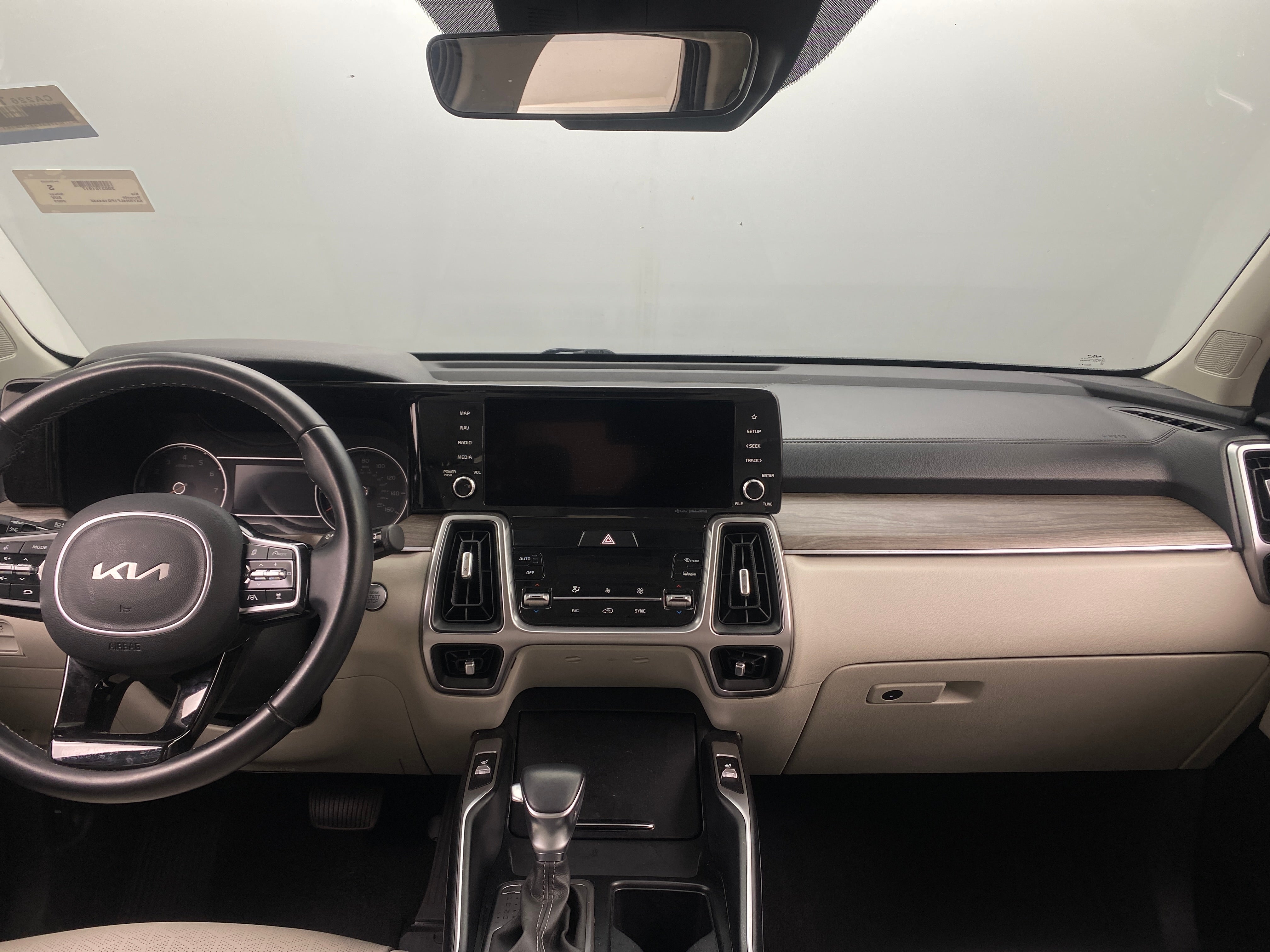 2023 Kia Sorento EX 2