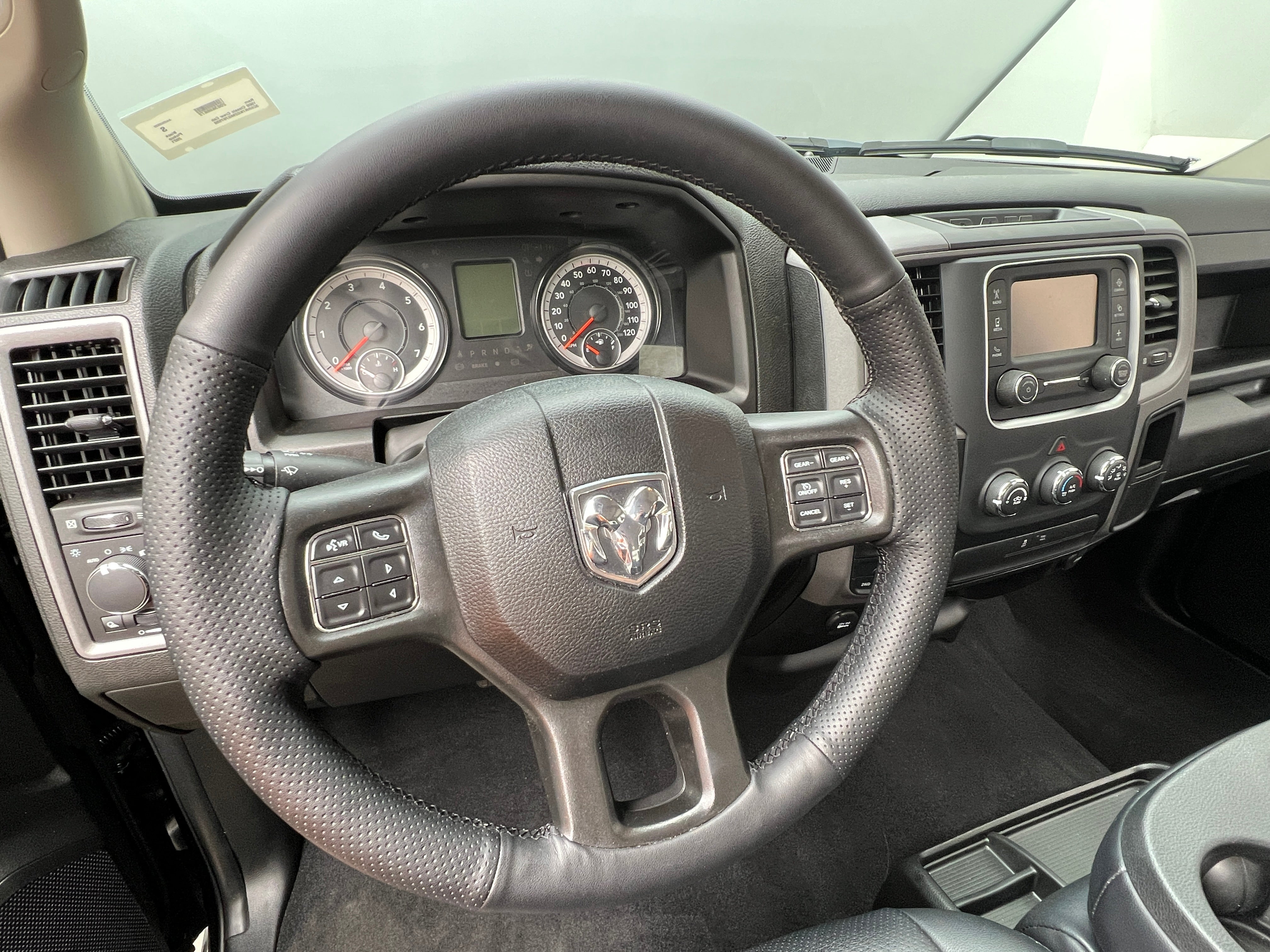 2021 RAM 1500 Classic Tradesman 4