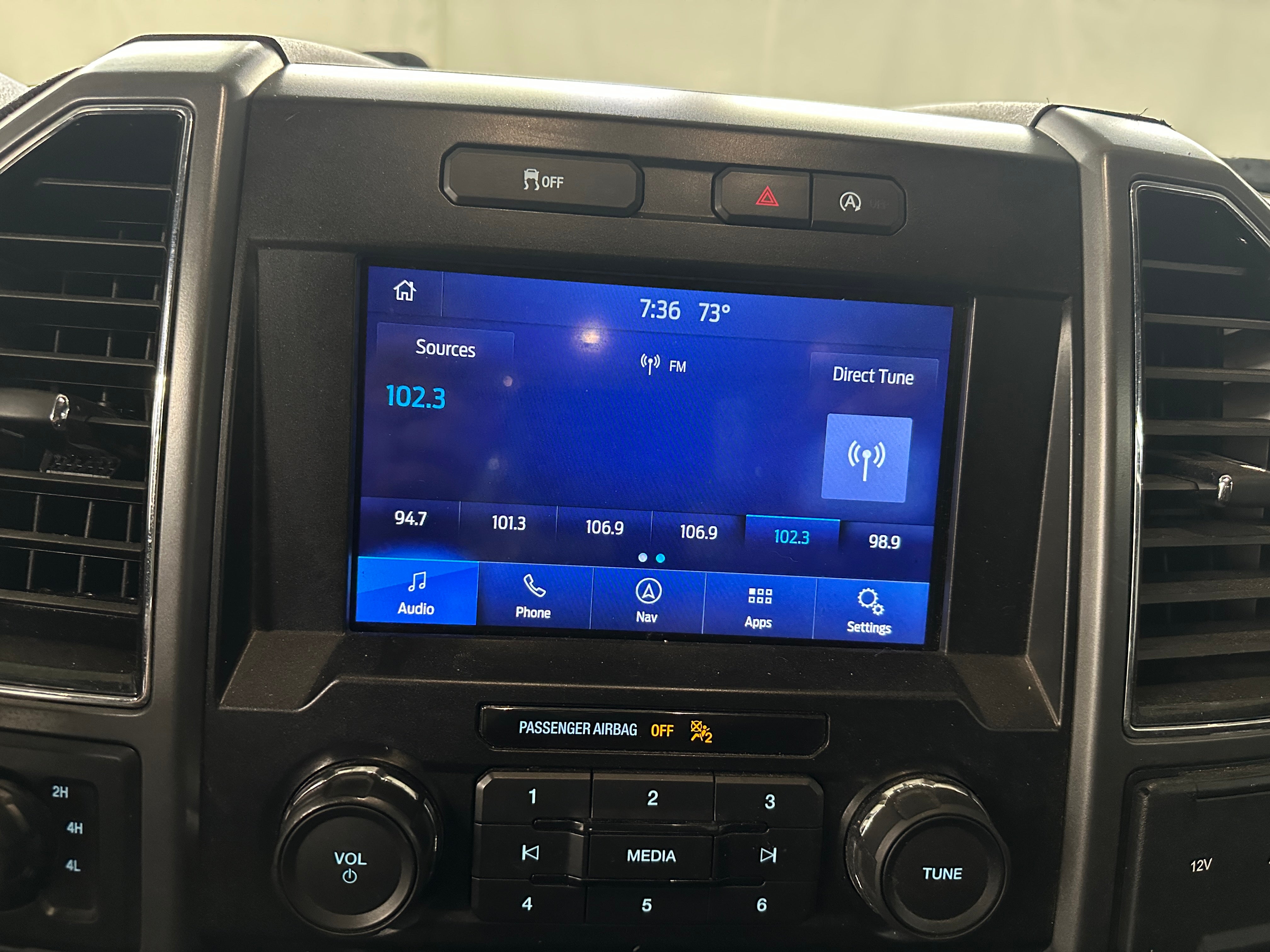 2019 Ford Econoline E-150 4