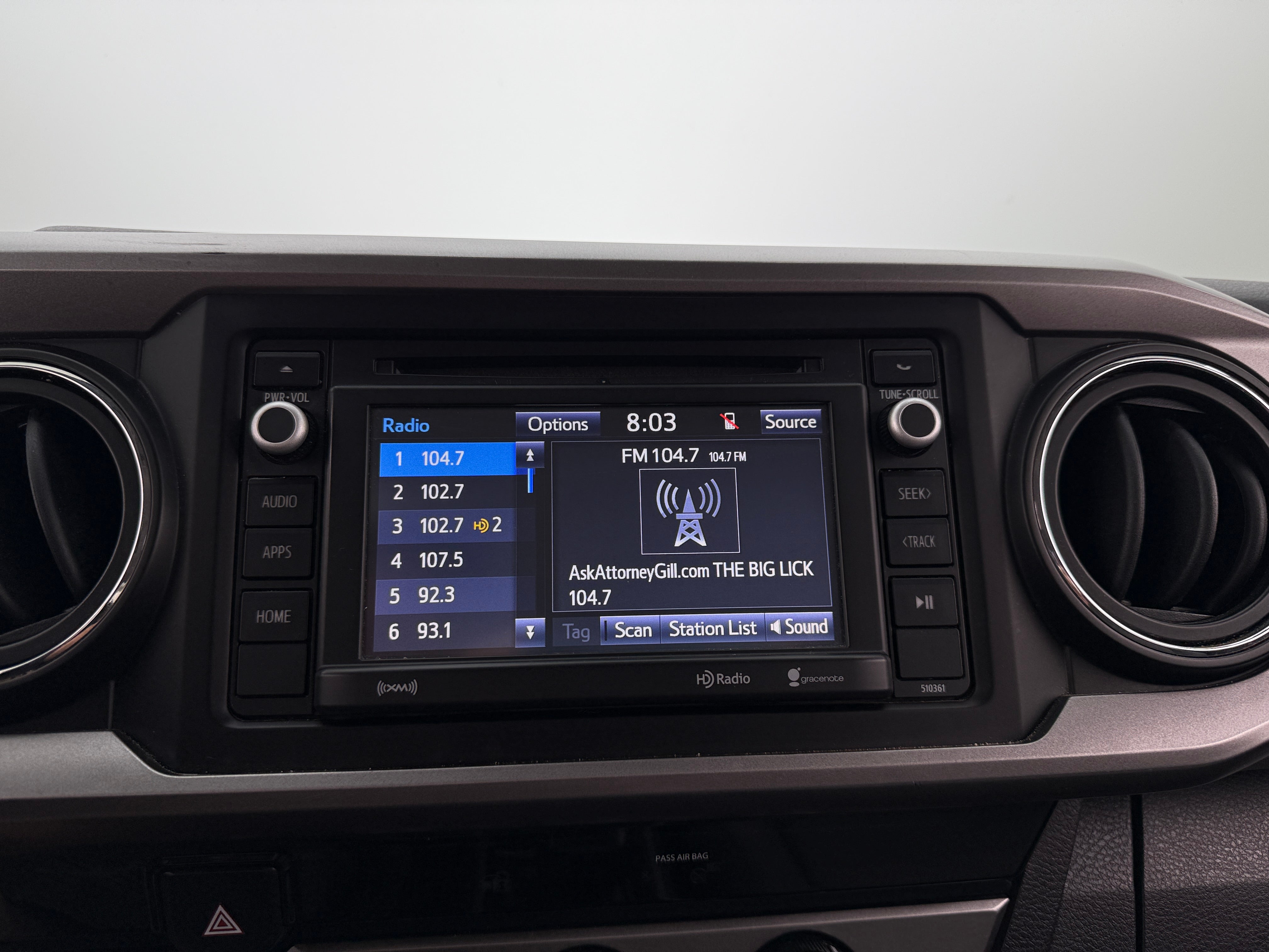 2018 Toyota Tacoma SR5 3