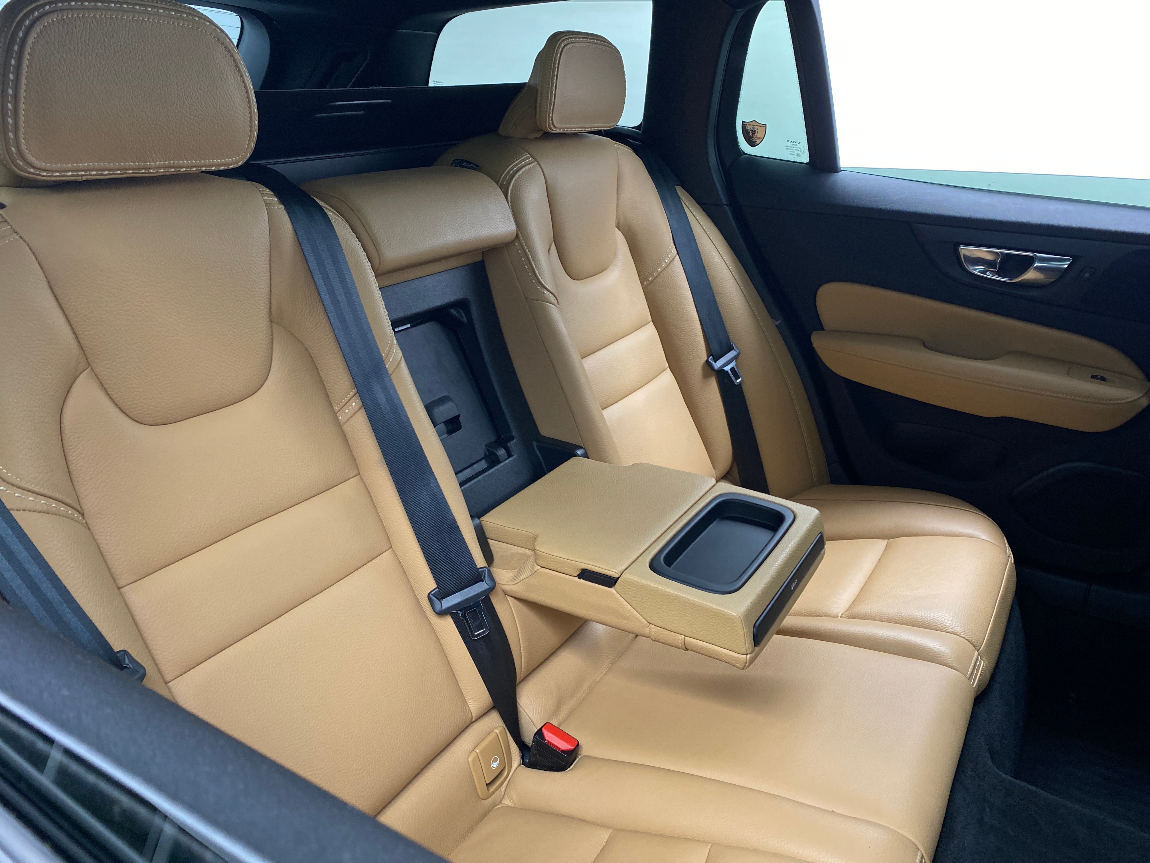 2020 Volvo V60 T5 5