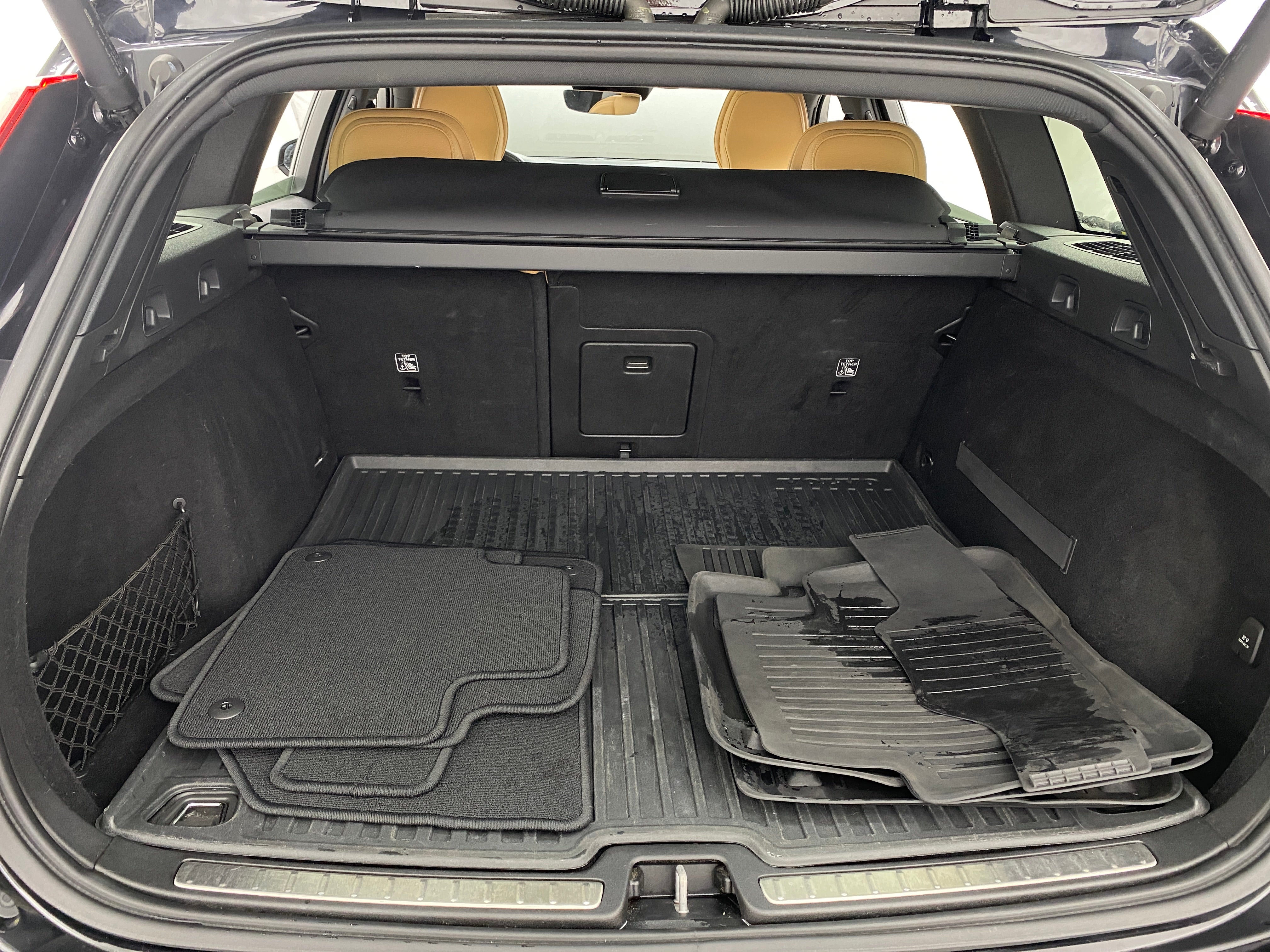 2020 Volvo V60 T5 6