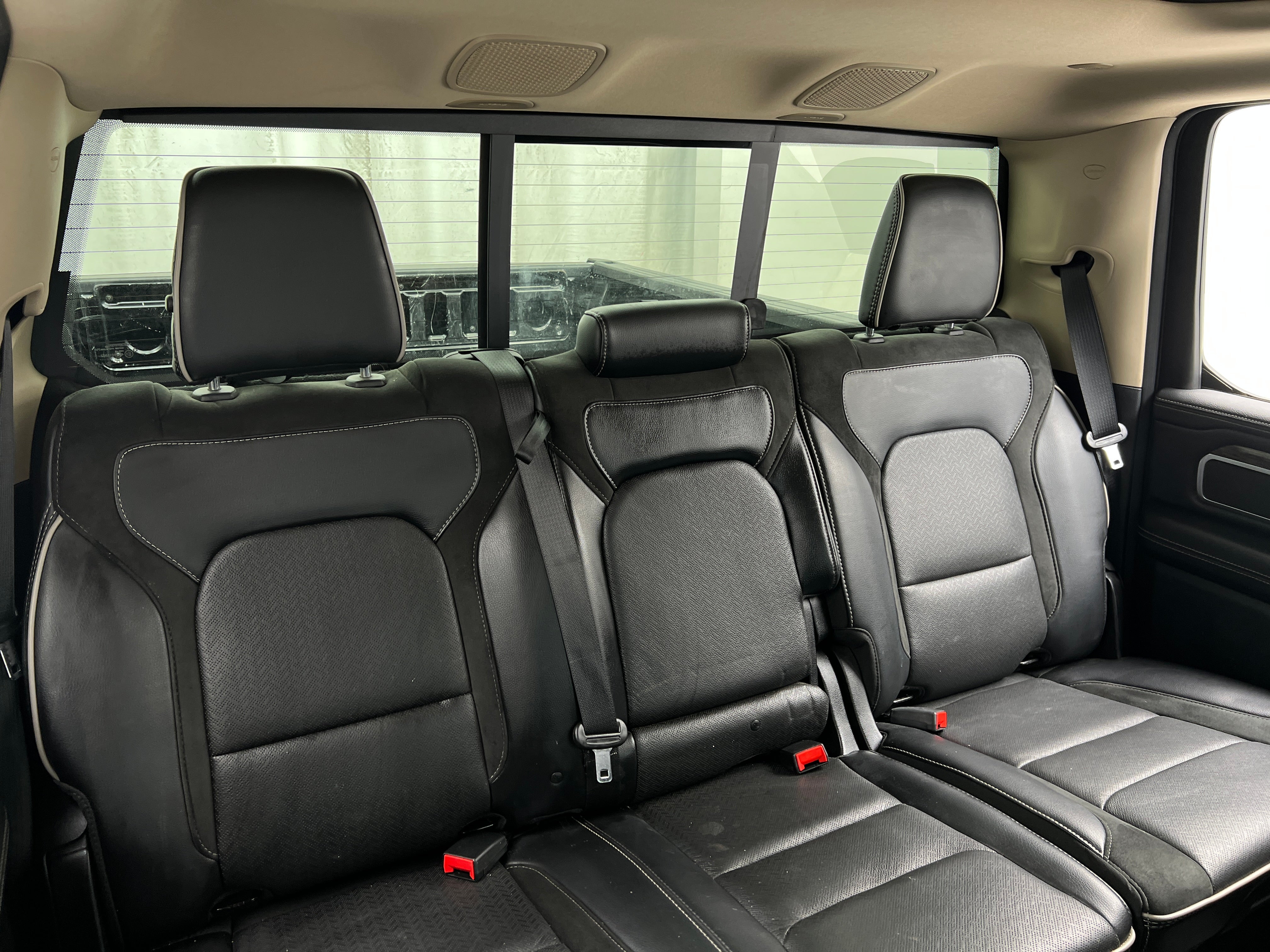 2020 RAM 1500 Laramie 5