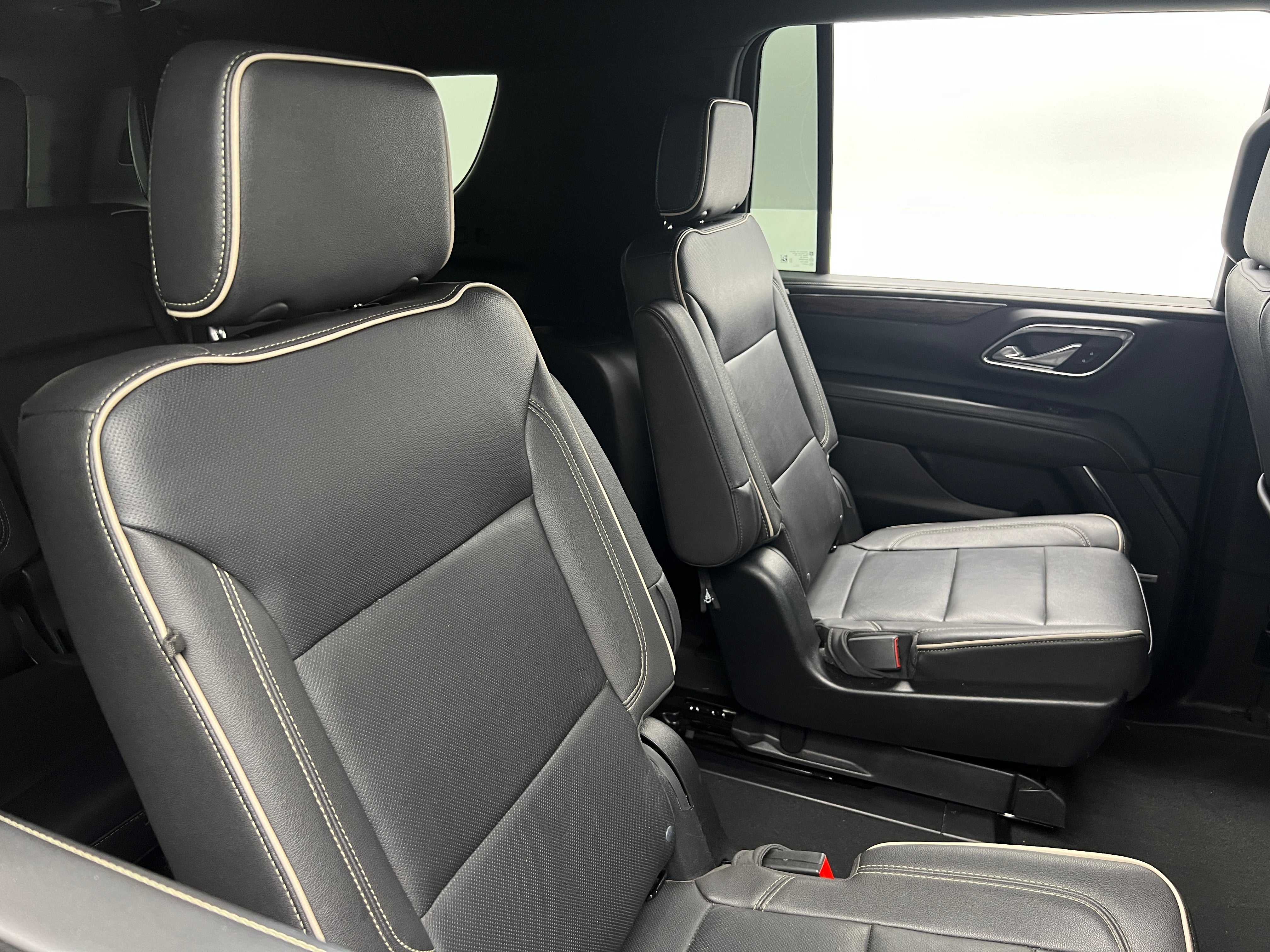 2023 Chevrolet Suburban Premier 5
