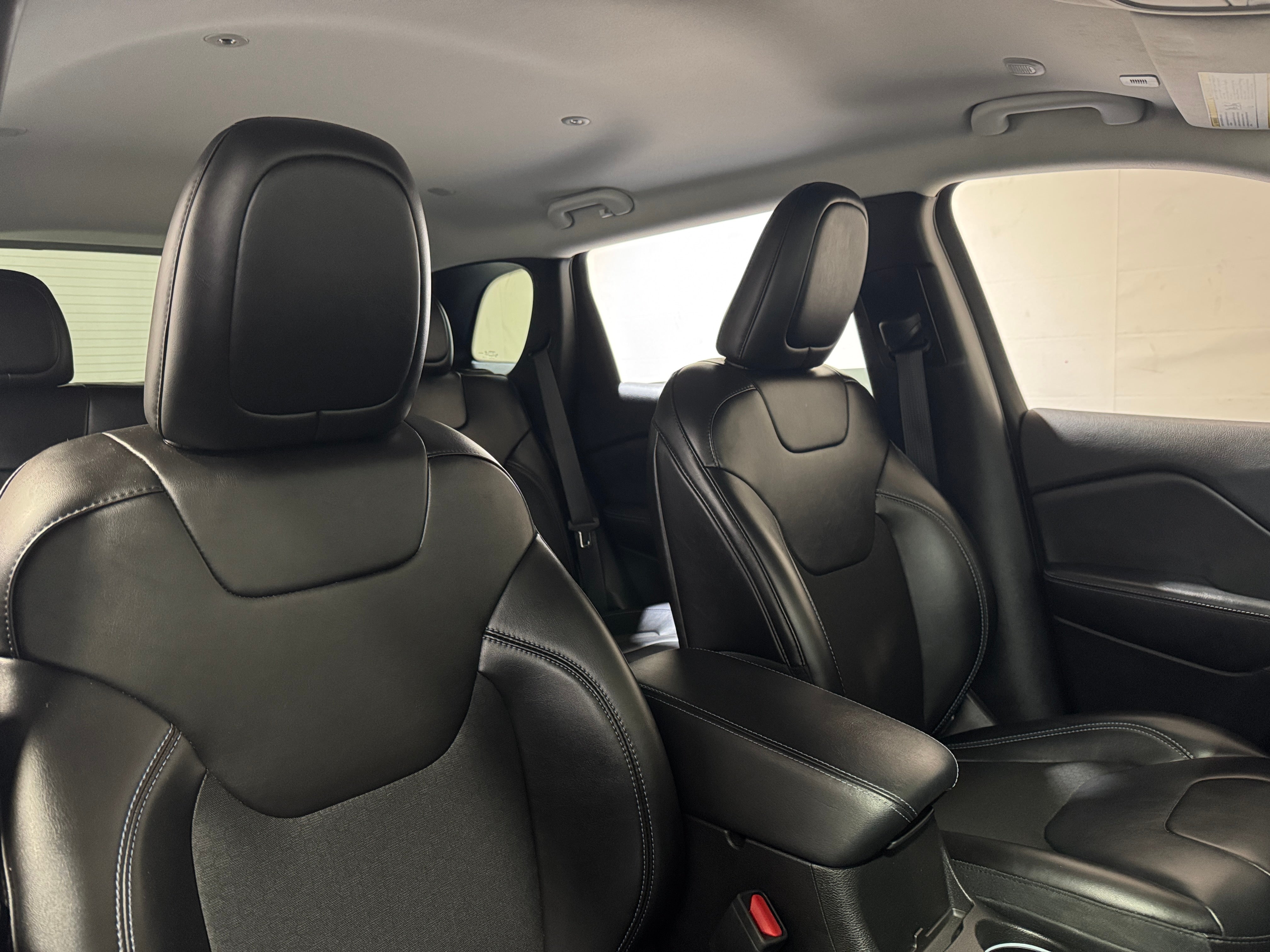 2019 Jeep Cherokee Latitude 2