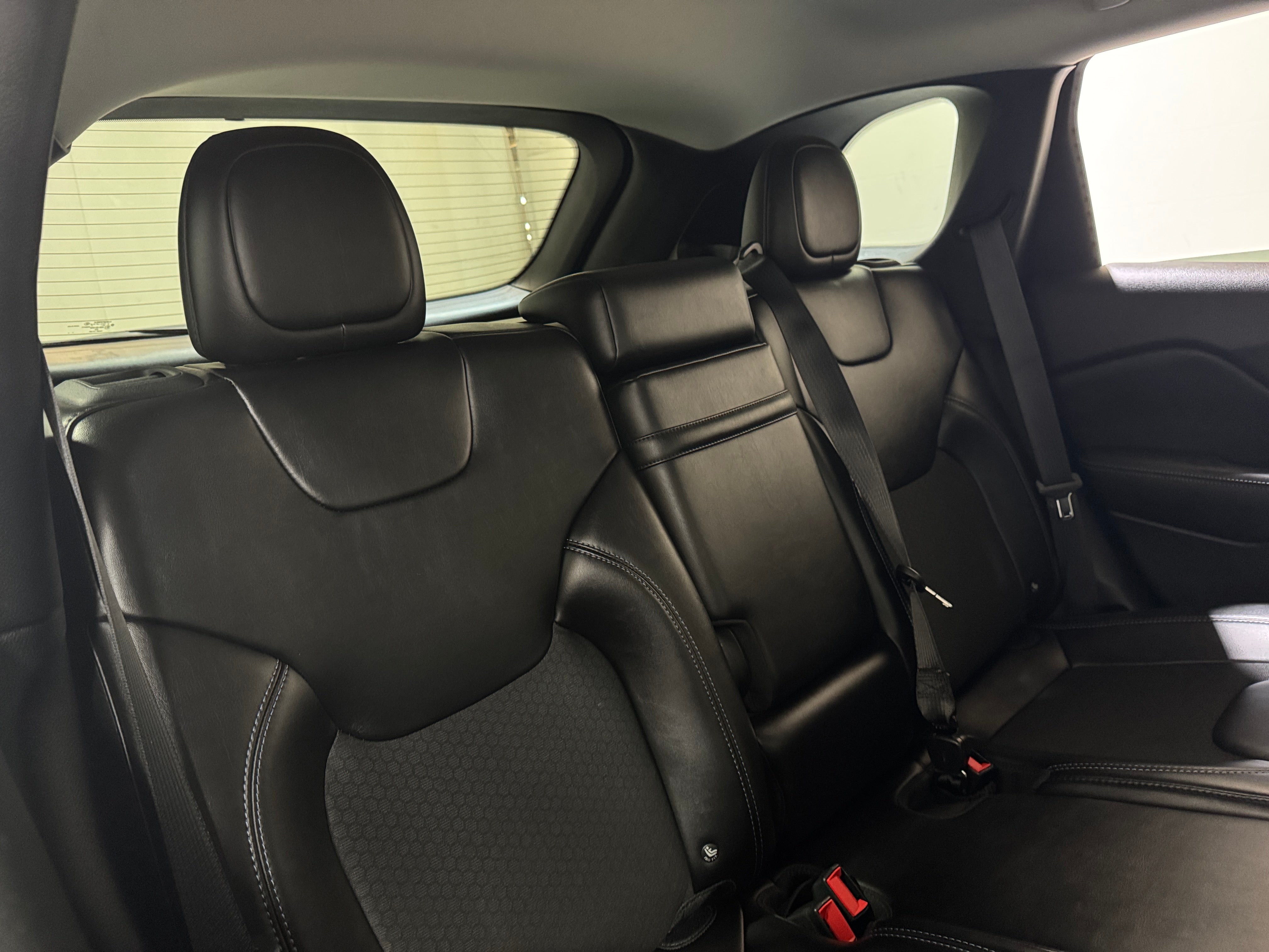 2019 Jeep Cherokee Latitude 6