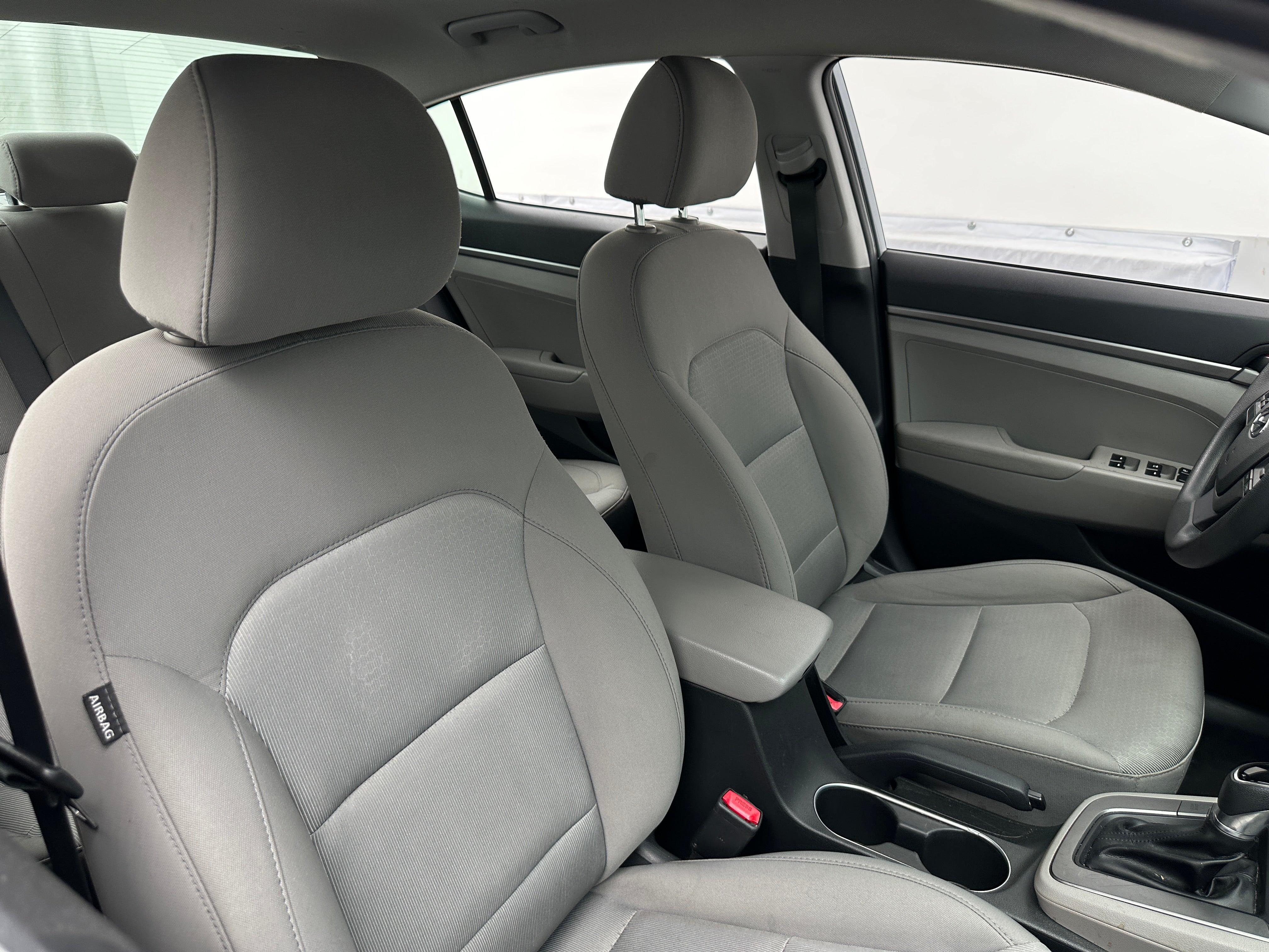 2017 Hyundai Elantra SE 2