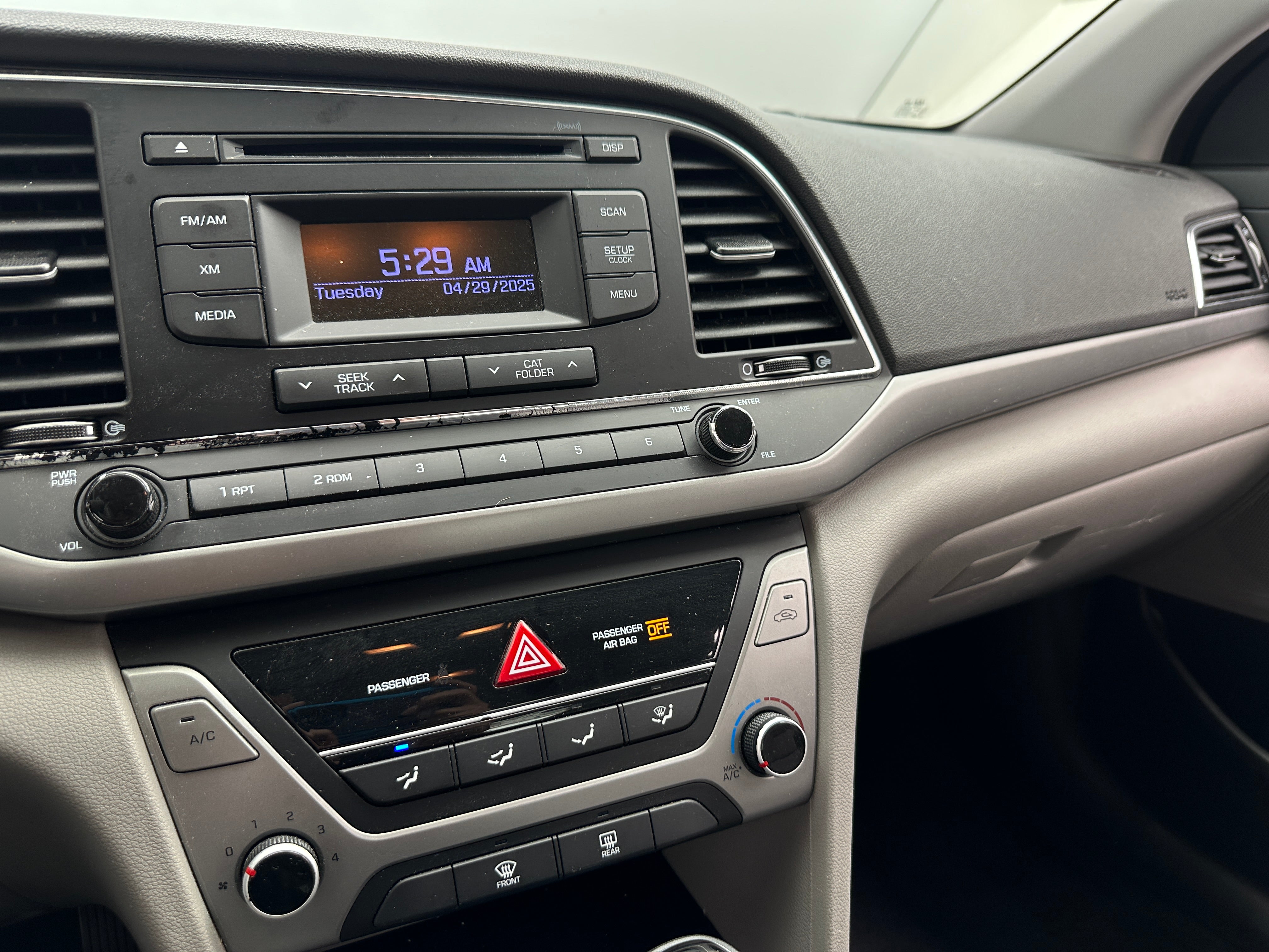2017 Hyundai Elantra SE 4