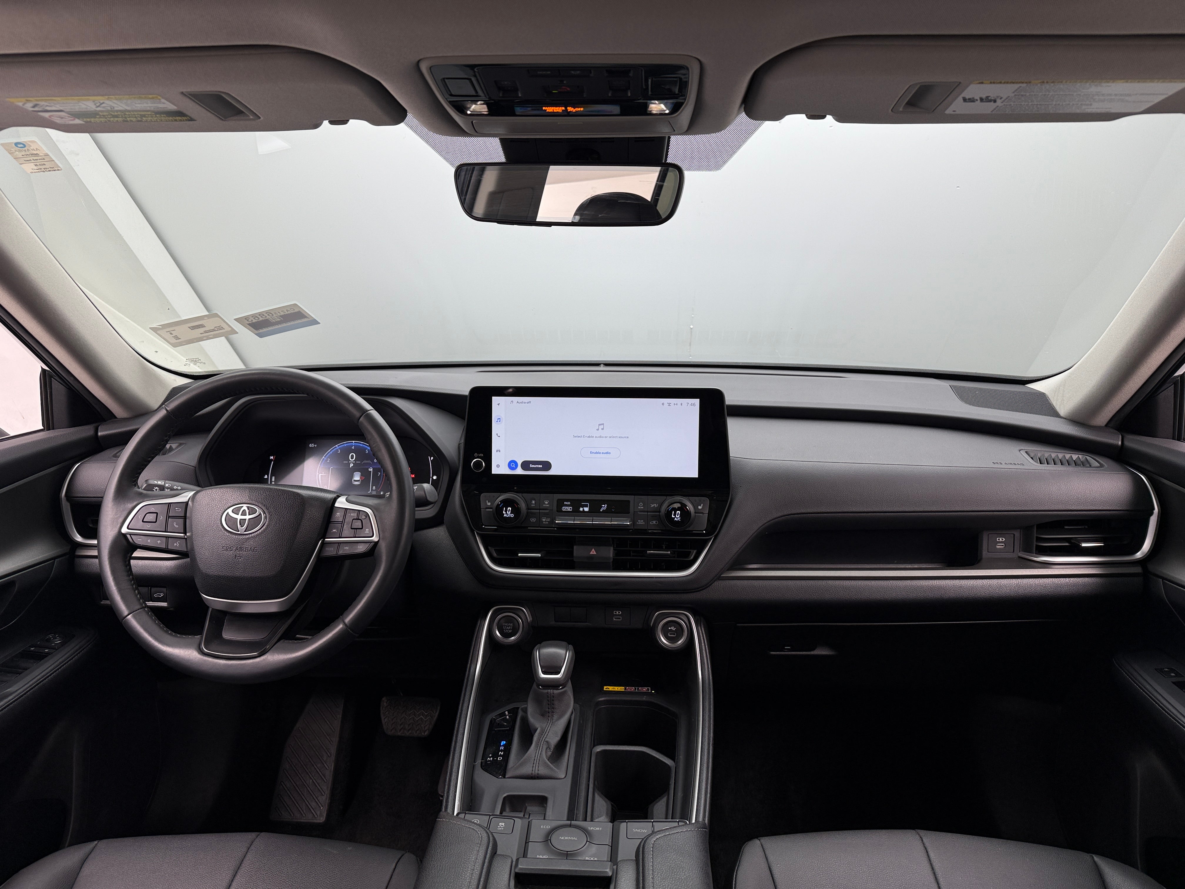 2024 Toyota Grand Highlander XLE 2