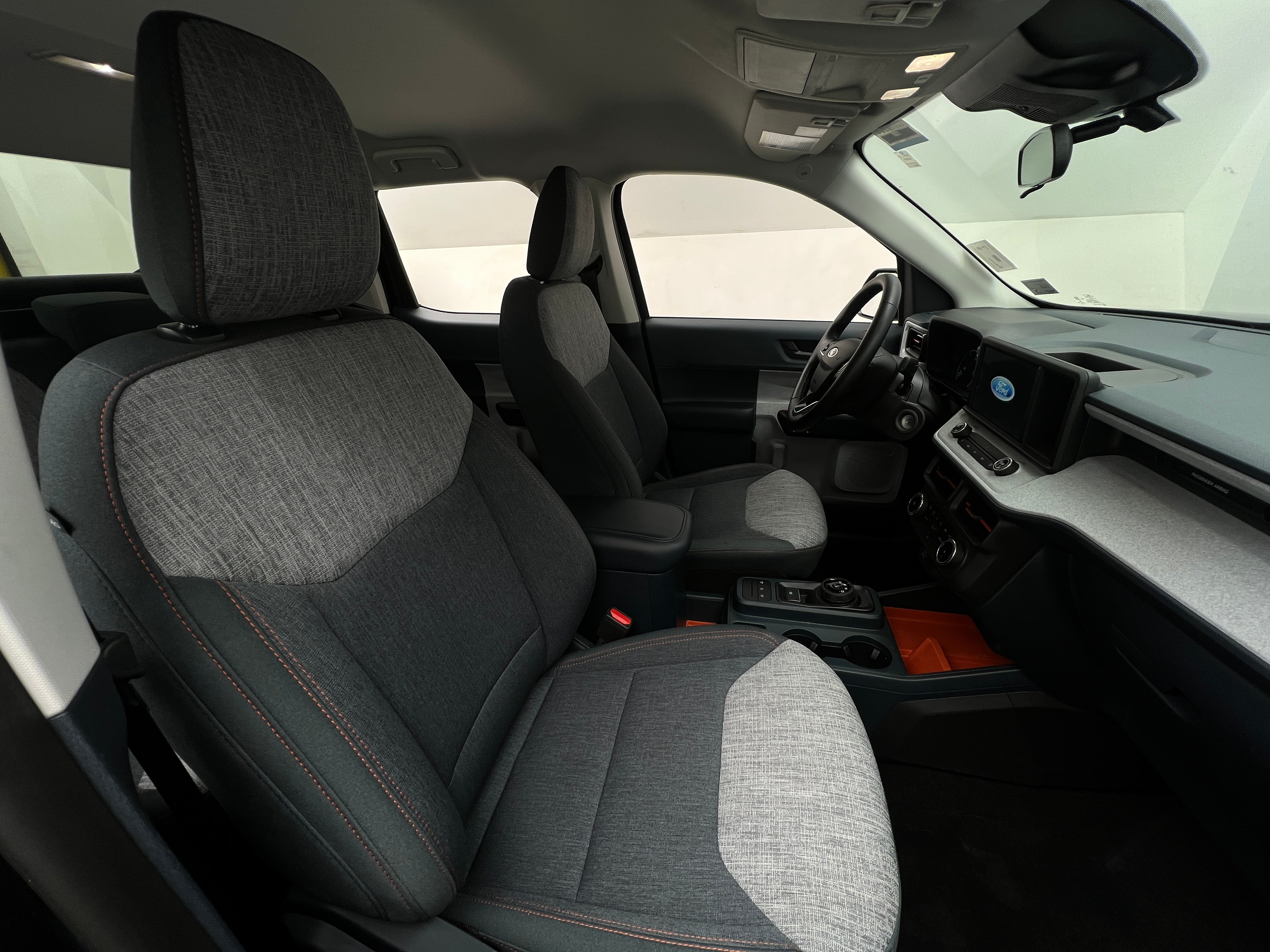 2023 Ford Maverick XLT 2
